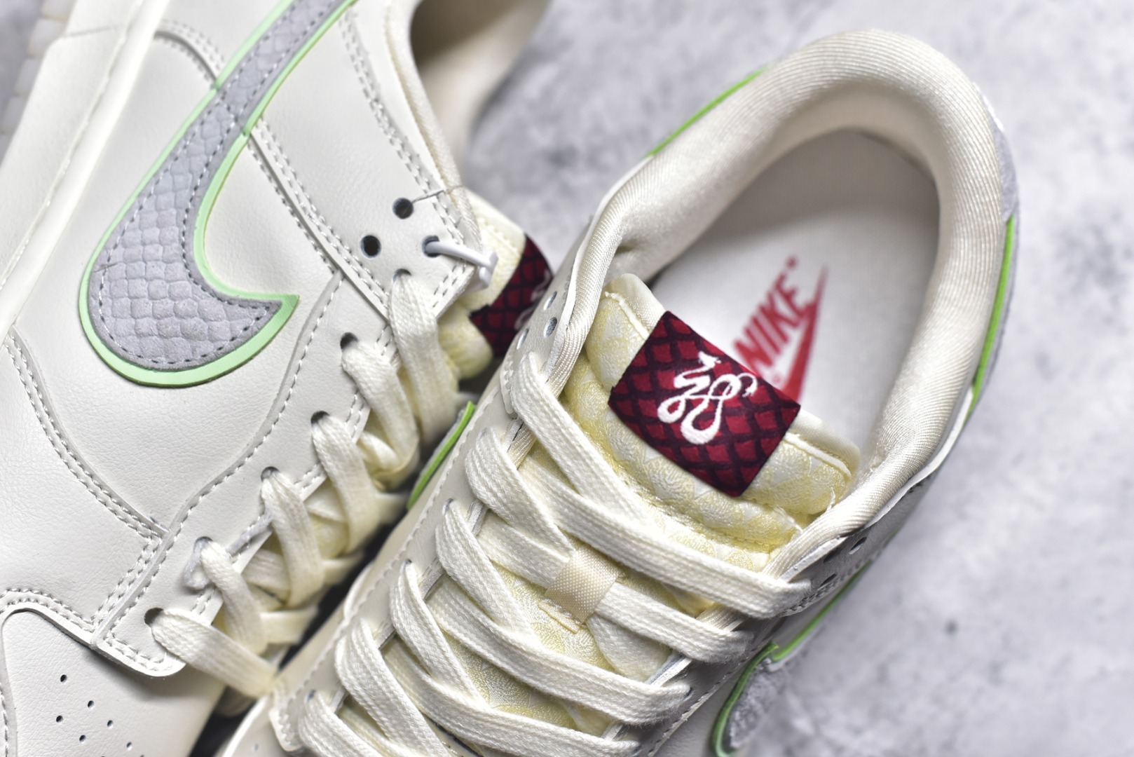 图片[9]-#Nk SB Dunk Low 龙年限定联名 周年高端定制 低帮休闲板鞋 #定制鞋盒 大厂纯原品质出货 超高清洁度 皮料切割干净无任何毛边 细节完美 货号：CF3688-001 尺码：36 36.5 37.5 38 38.5 39 40 40.5 41 42 42.5 43 44 44.5 45-选品中心