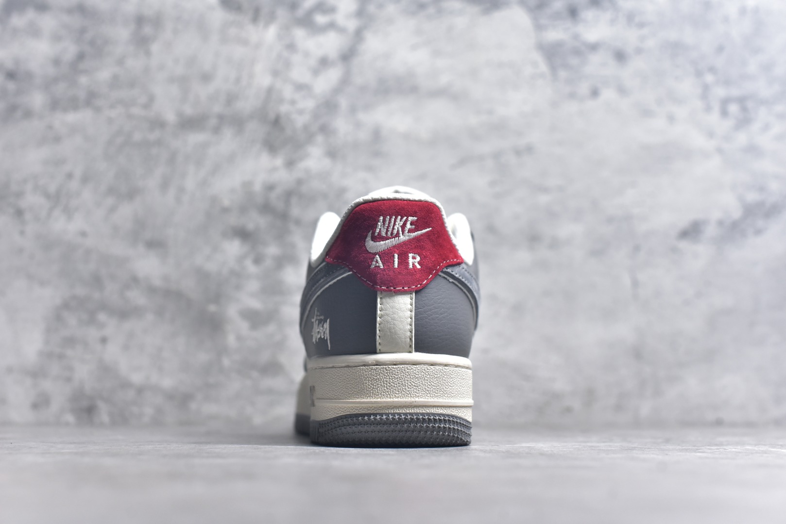 图片[5]-#Nk Air Force 1\’07 Low 斯图西联名-米灰红印花 空军一号 低帮休闲板鞋 XZ6188-338 #原楦头原纸板 原装鞋盒 定制五金配件 内置全掌气垫 原厂鞋底 尺码：36 36.5 37.5 38 38.5 39 40 40.5 41 42 42.5 43 44 44.5 45 9.D4-选品中心