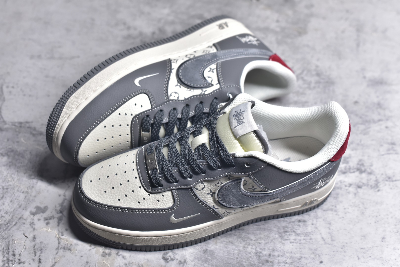 图片[7]-#Nk Air Force 1\’07 Low 斯图西联名-米灰红印花 空军一号 低帮休闲板鞋 XZ6188-338 #原楦头原纸板 原装鞋盒 定制五金配件 内置全掌气垫 原厂鞋底 尺码：36 36.5 37.5 38 38.5 39 40 40.5 41 42 42.5 43 44 44.5 45 9.D4-选品中心