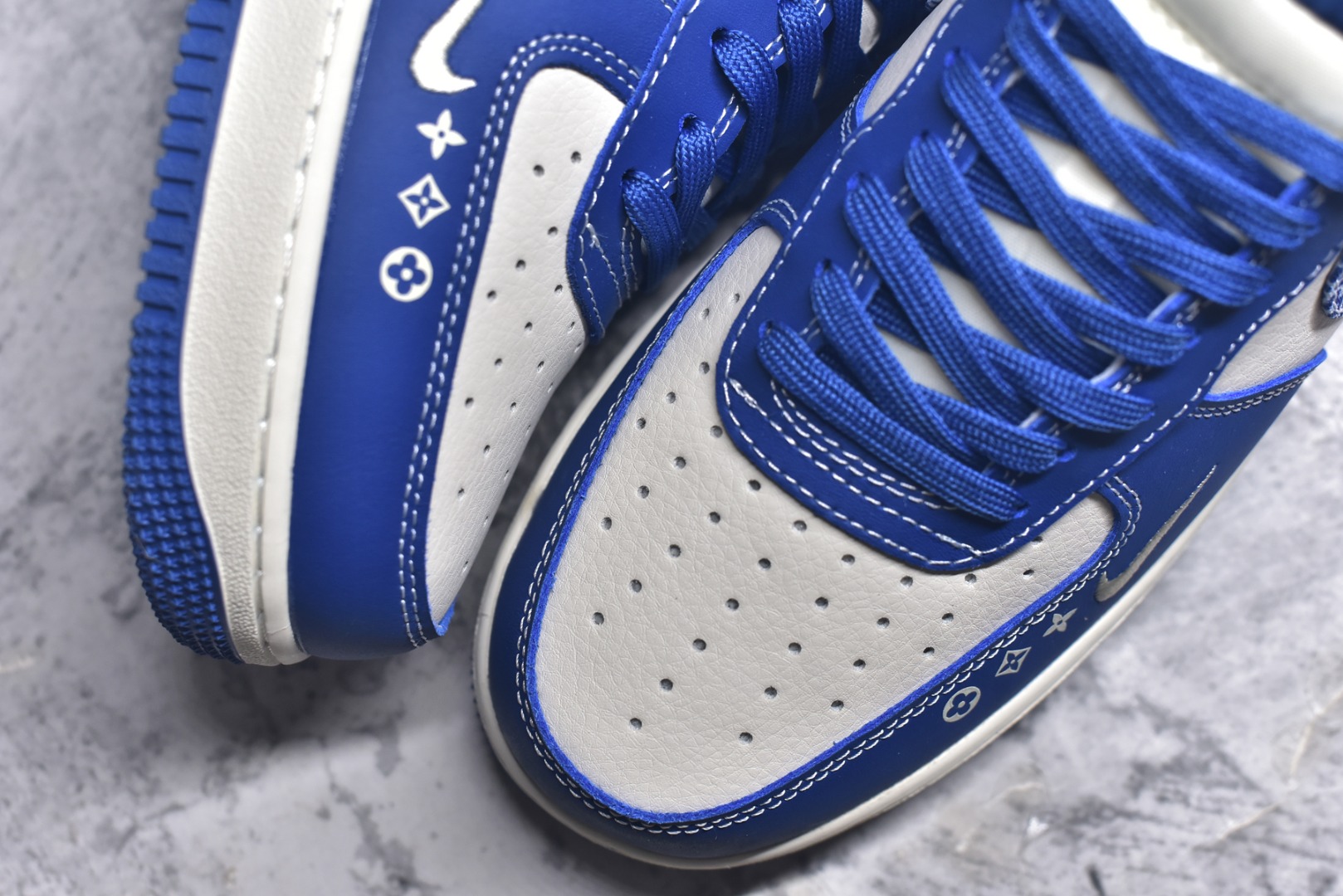 图片[8]-#Nike Air Force 1\’07 Low LV联名 花纹蓝勾 空军一号低帮休闲板鞋 KK1988-092 #原楦头原纸板 原装鞋盒 定制五金配件 内置全掌气垫 原厂鞋底 尺码：36 36.5 37.5 38 38.5 39 40 40.5 41 42 42.5 43 44 44.5 45 9.D4-选品中心