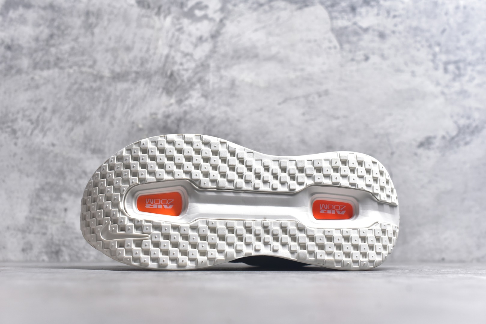 图片[6]-#Nike ZOOM PREMIUM 耐克 飞马 舒适减震防滑 低帮跑步鞋全掌ReactX泡绵中底 前掌和后跟还配备了Air Zoom气垫单元 据说跑起来更快更舒适哦 这次最大的升级点 首次引入了ReactX泡绵货号：FN8453-007 尺码：36-45-选品中心