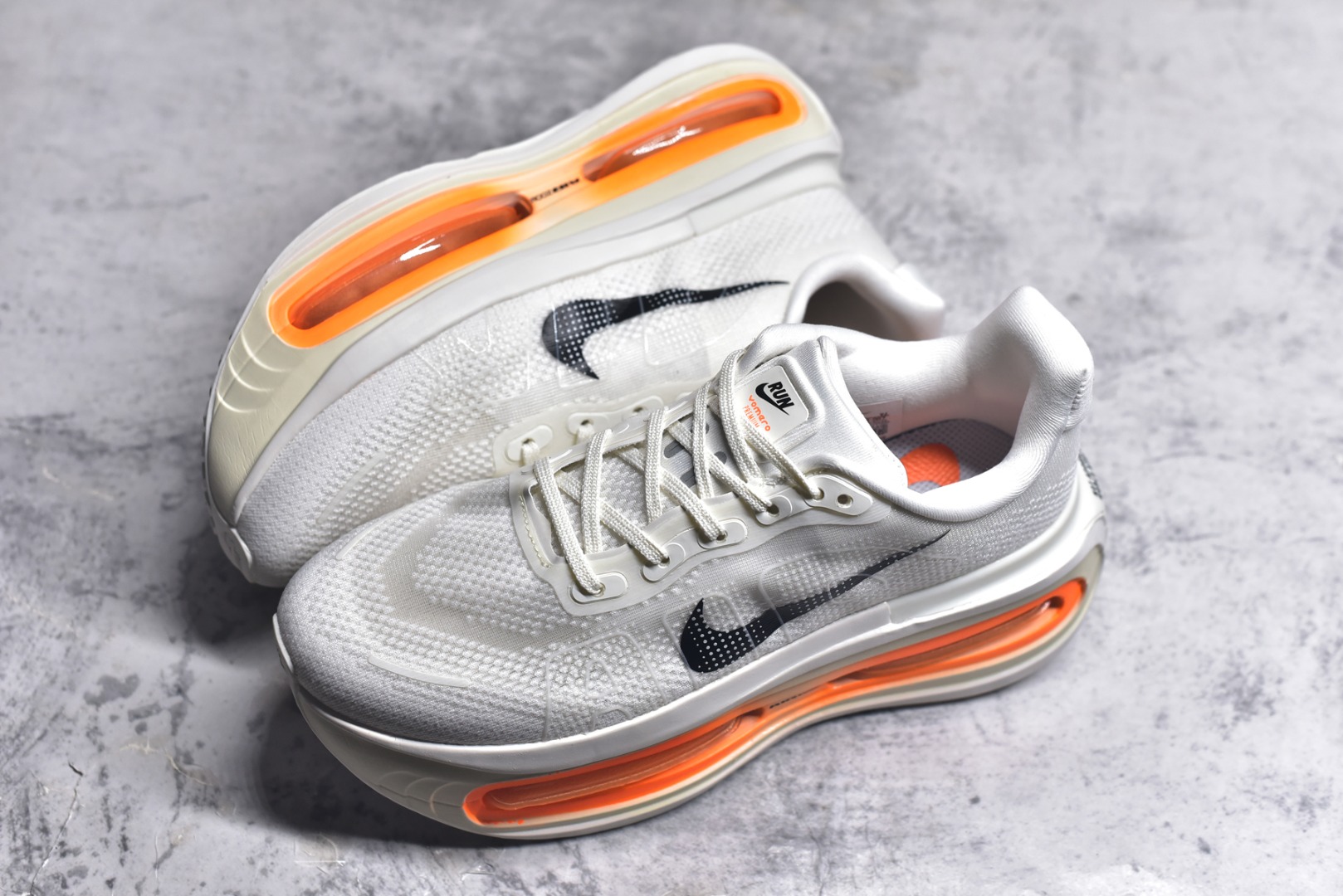 图片[7]-#Nike ZOOM PREMIUM 耐克 飞马 舒适减震防滑 低帮跑步鞋全掌ReactX泡绵中底 前掌和后跟还配备了Air Zoom气垫单元 据说跑起来更快更舒适哦 这次最大的升级点 首次引入了ReactX泡绵货号：FN8453-007 尺码：36-45-选品中心