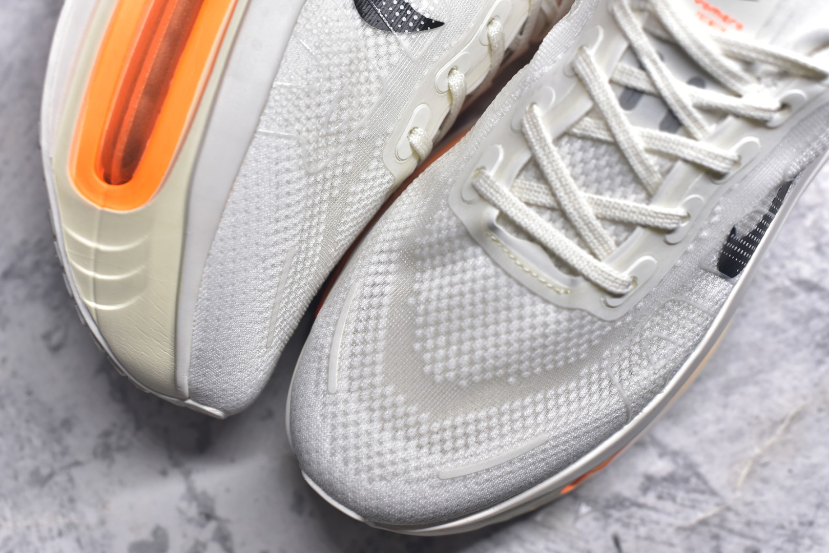 图片[8]-#Nike ZOOM PREMIUM 耐克 飞马 舒适减震防滑 低帮跑步鞋全掌ReactX泡绵中底 前掌和后跟还配备了Air Zoom气垫单元 据说跑起来更快更舒适哦 这次最大的升级点 首次引入了ReactX泡绵货号：FN8453-007 尺码：36-45-选品中心