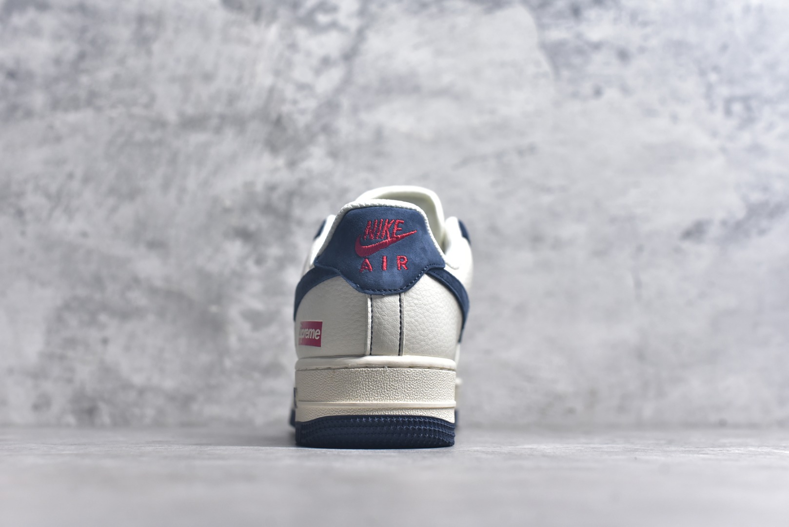 图片[5]-#Nk Air Force 1\’07 Low Supreme联名-米蓝翻毛勾 空军一号低帮休闲板鞋 XZ3328-669 #原楦头原纸板 原装鞋盒 定制五金配件 内置全掌气垫 原厂鞋底 尺码：36 36.5 37.5 38 38.5 39 40 40.5 41 42 42.5 43 44 44.5 45 9.D4-选品中心