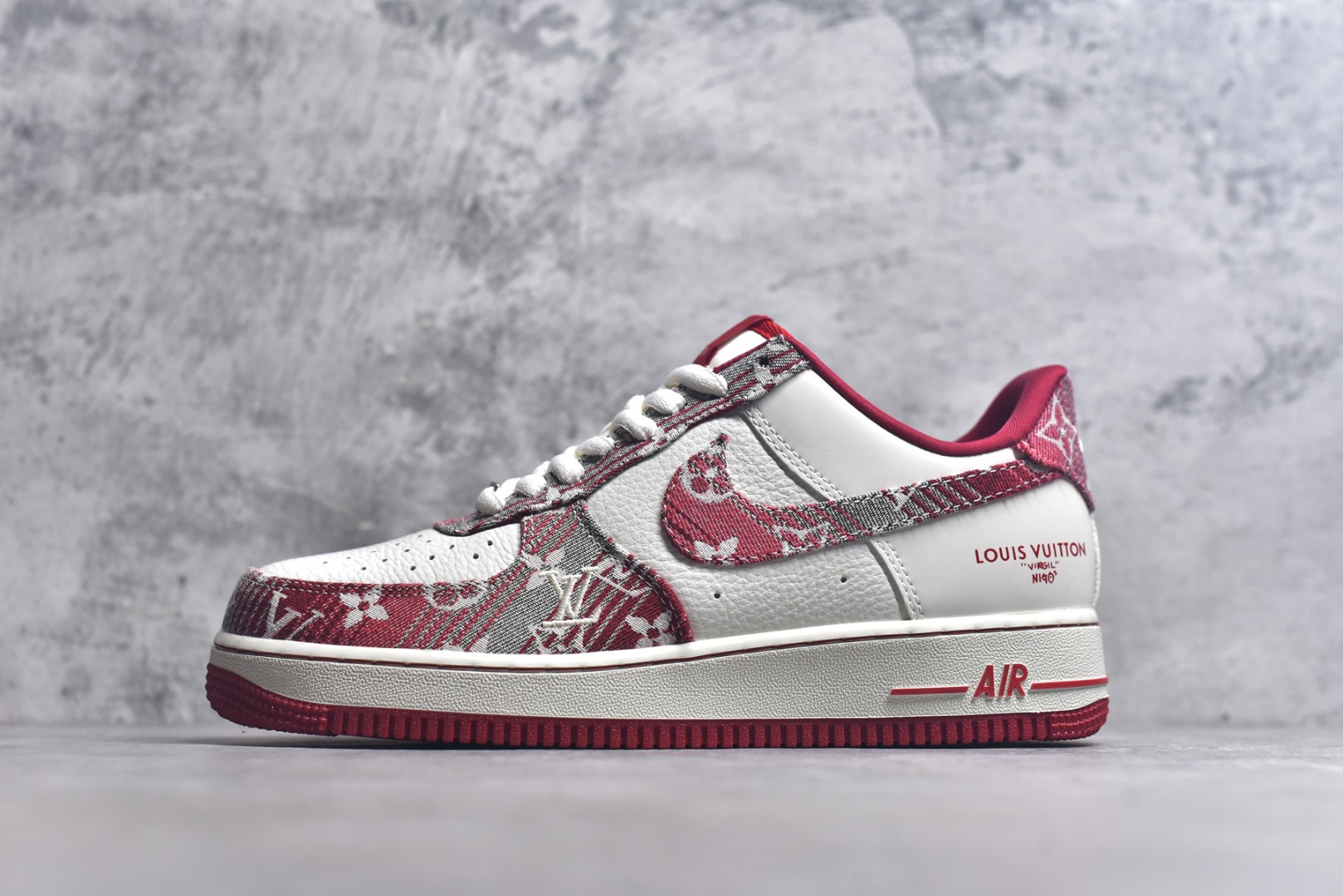 #Nike Air Force 1\’07 Low LV联名 灰红牛仔 空军一号低帮休闲板鞋 SC9207-541 #3M反光 原楦头原纸板 原装鞋盒 定制五金配件 内置全掌气垫 原厂鞋底 尺码：36 36.5 37.5 38 38.5 39 40 40.5 41 42 42.5 43 44 44.5 45 9.D4-选品中心