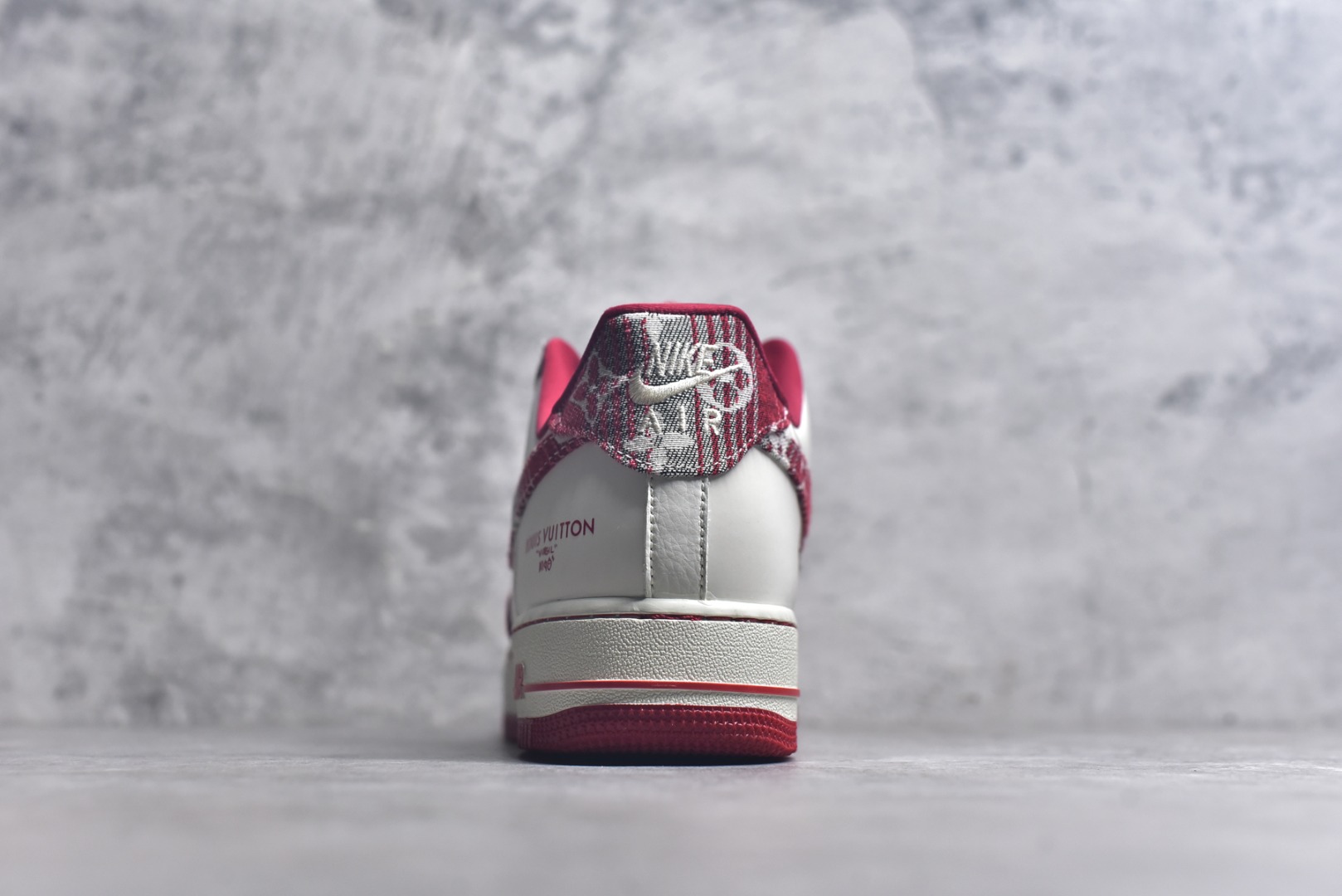 图片[5]-#Nike Air Force 1\’07 Low LV联名 灰红牛仔 空军一号低帮休闲板鞋 SC9207-541 #3M反光 原楦头原纸板 原装鞋盒 定制五金配件 内置全掌气垫 原厂鞋底 尺码：36 36.5 37.5 38 38.5 39 40 40.5 41 42 42.5 43 44 44.5 45 9.D4-选品中心