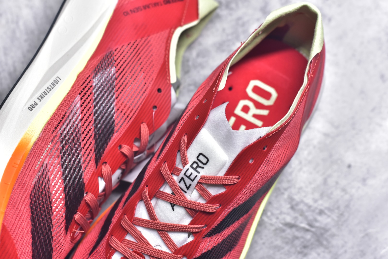图片[9]-#Adidas Adizero Takumi Sen 10 M耐磨减震专业跑步鞋 男款 北京马拉松40周年限定。冲向目标，一路向前，不断挑战和突破自我。无论是平时训练还是马拉松，让这款adidas跑步鞋伴你畅快开跑。兼具舒适性和结构感，搭载Lightstrike科技，为步伐注入活力。 货号：IG8201 尺码：36 36.5 37.5 38 38.5 39 40 40.5 41 42 42.5 43 44 45-选品中心