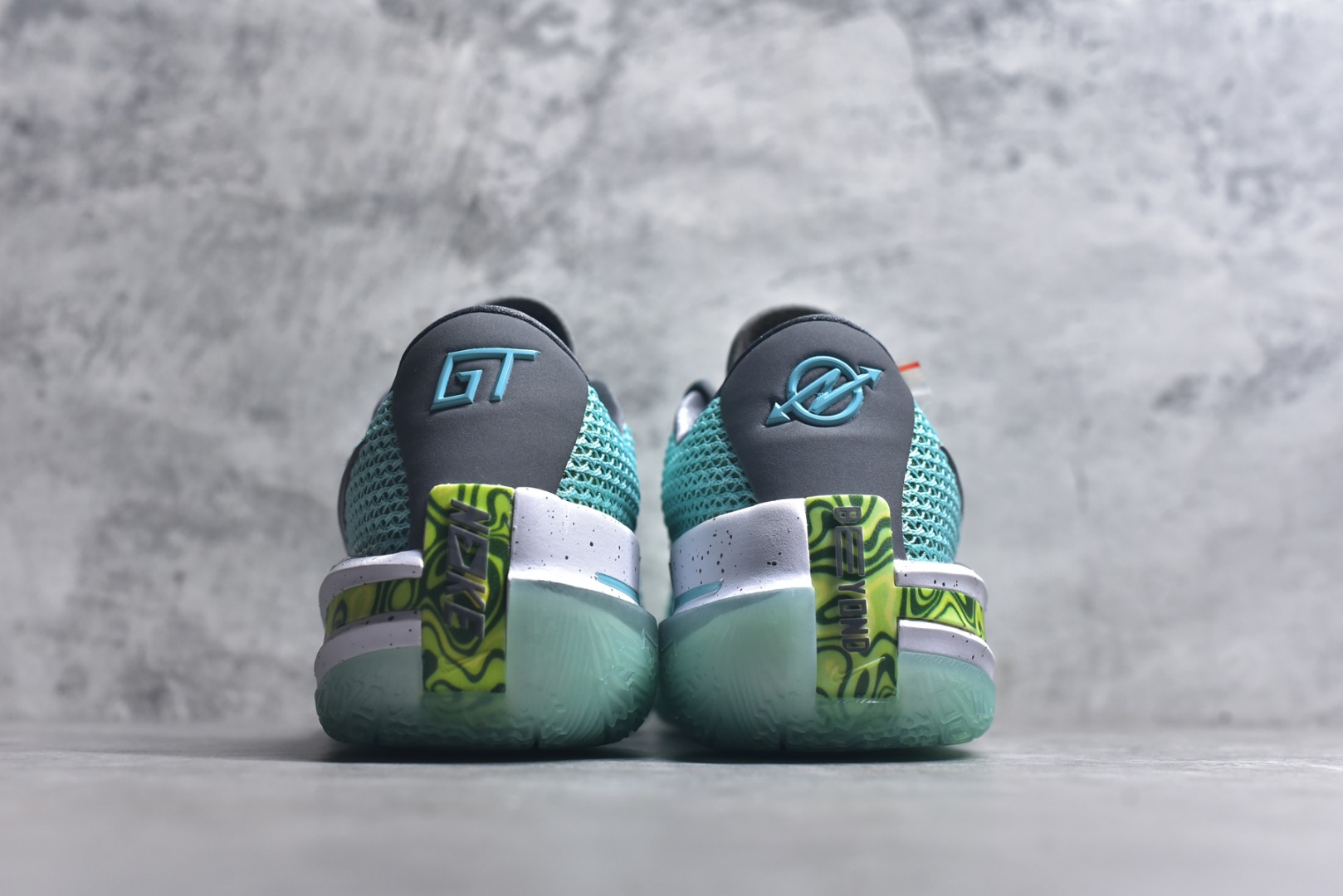 图片[5]-#Nike Air Zoom G.T.Cut 1 Sabrina lonescu 耐克新款实战系列篮球鞋 绿色 OX纯原生产线出品 全掌REACT+ZOOM STROBEL+后跟ZOOM 离地面更近的设计提供更快的反应速度 轻质双层网质鞋面 鞋面部分区域加强提供更好的控制力 低密度材料制成的鞋舌轻质舒适 后跟处分别配有“GT”字样和全新的鞋款系列Logo 货号：CZ0175-901 尺码：40 40.5 41 42 42.5 43 44 44.5 45 46-选品中心