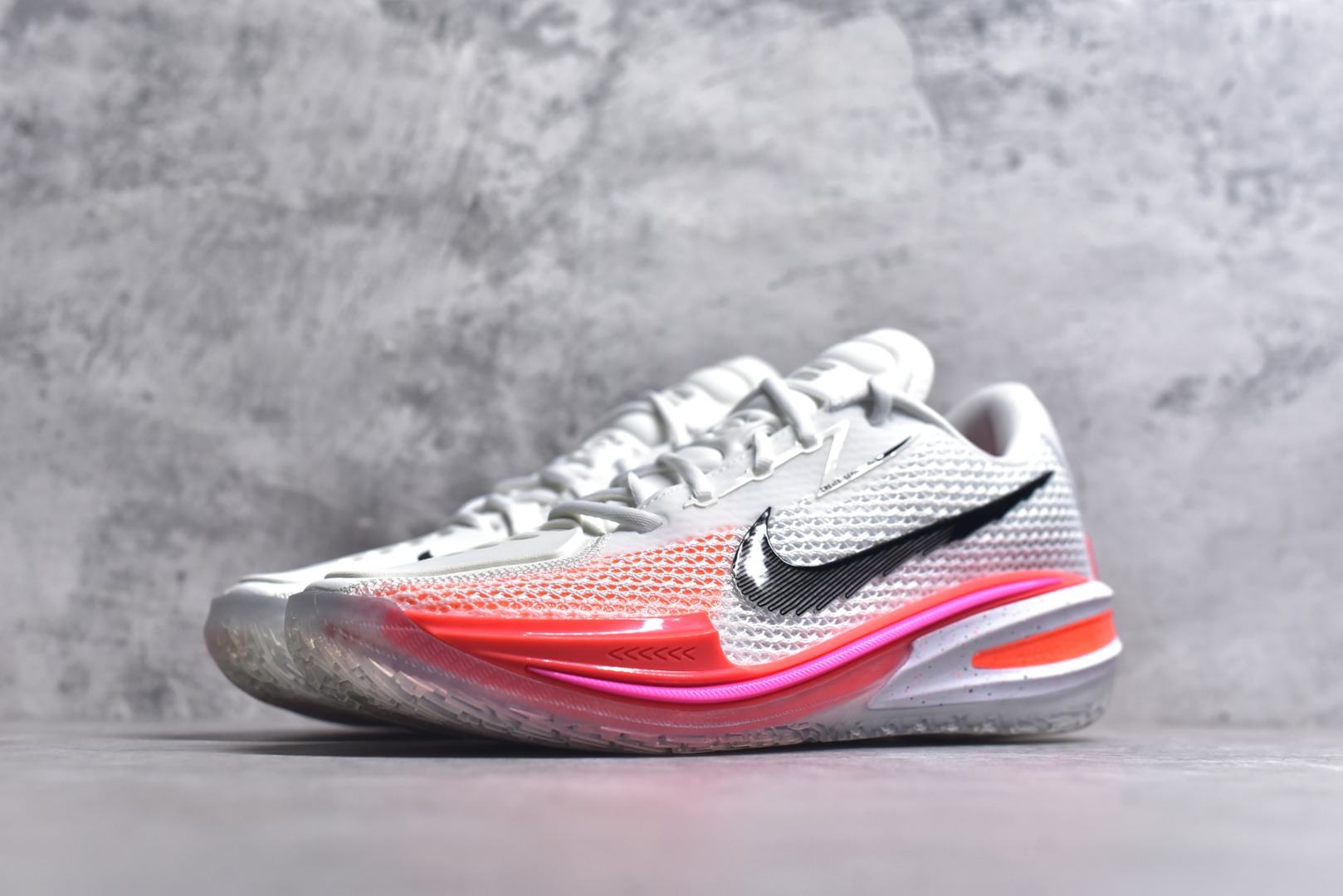 图片[2]-#Nike Air Zoom G.T.Cut 1 Sabrina lonescu 耐克新款实战系列篮球鞋蜜桃粉 OX纯原生产线出品 全掌REACT+ZOOM STROBEL+后跟ZOOM 离地面更近的设计提供更快的反应速度 轻质双层网质鞋面 鞋面部分区域加强提供更好的控制力 低密度材料制成的鞋舌轻质舒适 后跟处分别配有“GT”字样和全新的鞋款系列Logo 货号：CZ0175-106 尺码：40 40.5 41 42 42.5 43 44 44.5 45 46-选品中心