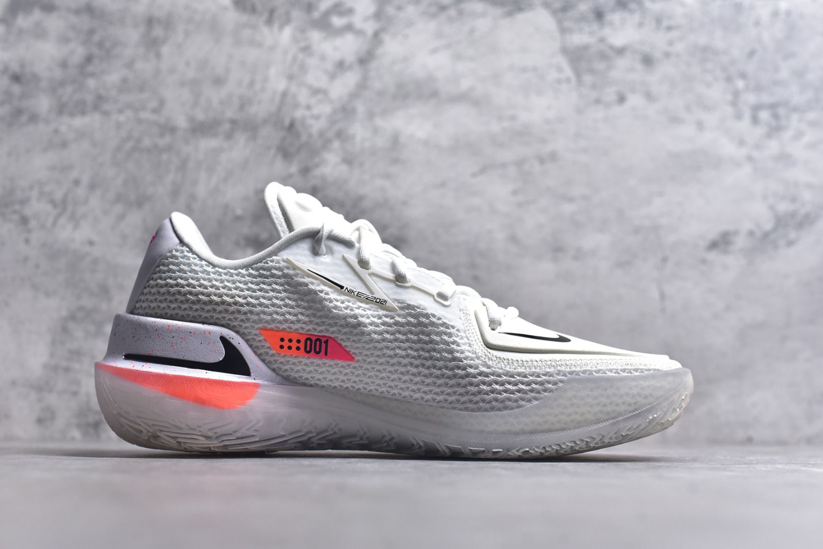 图片[3]-#Nike Air Zoom G.T.Cut 1 Sabrina lonescu 耐克新款实战系列篮球鞋蜜桃粉 OX纯原生产线出品 全掌REACT+ZOOM STROBEL+后跟ZOOM 离地面更近的设计提供更快的反应速度 轻质双层网质鞋面 鞋面部分区域加强提供更好的控制力 低密度材料制成的鞋舌轻质舒适 后跟处分别配有“GT”字样和全新的鞋款系列Logo 货号：CZ0175-106 尺码：40 40.5 41 42 42.5 43 44 44.5 45 46-选品中心