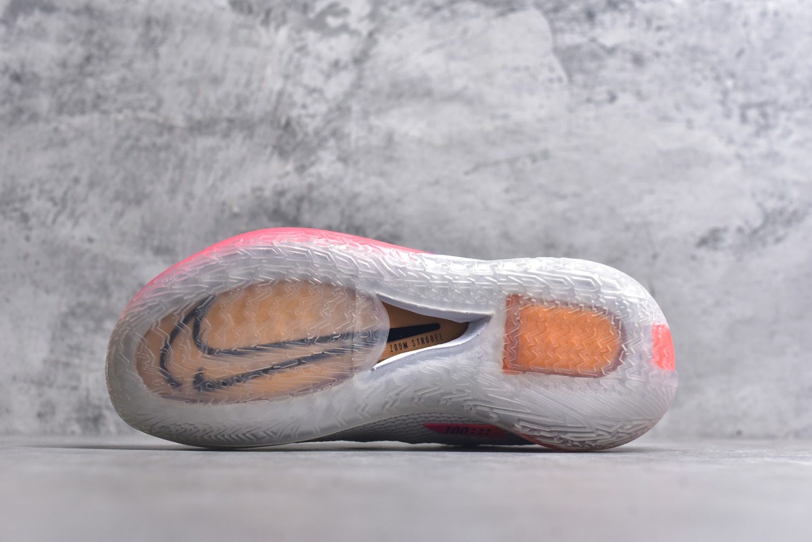 图片[6]-#Nike Air Zoom G.T.Cut 1 Sabrina lonescu 耐克新款实战系列篮球鞋蜜桃粉 OX纯原生产线出品 全掌REACT+ZOOM STROBEL+后跟ZOOM 离地面更近的设计提供更快的反应速度 轻质双层网质鞋面 鞋面部分区域加强提供更好的控制力 低密度材料制成的鞋舌轻质舒适 后跟处分别配有“GT”字样和全新的鞋款系列Logo 货号：CZ0175-106 尺码：40 40.5 41 42 42.5 43 44 44.5 45 46-选品中心