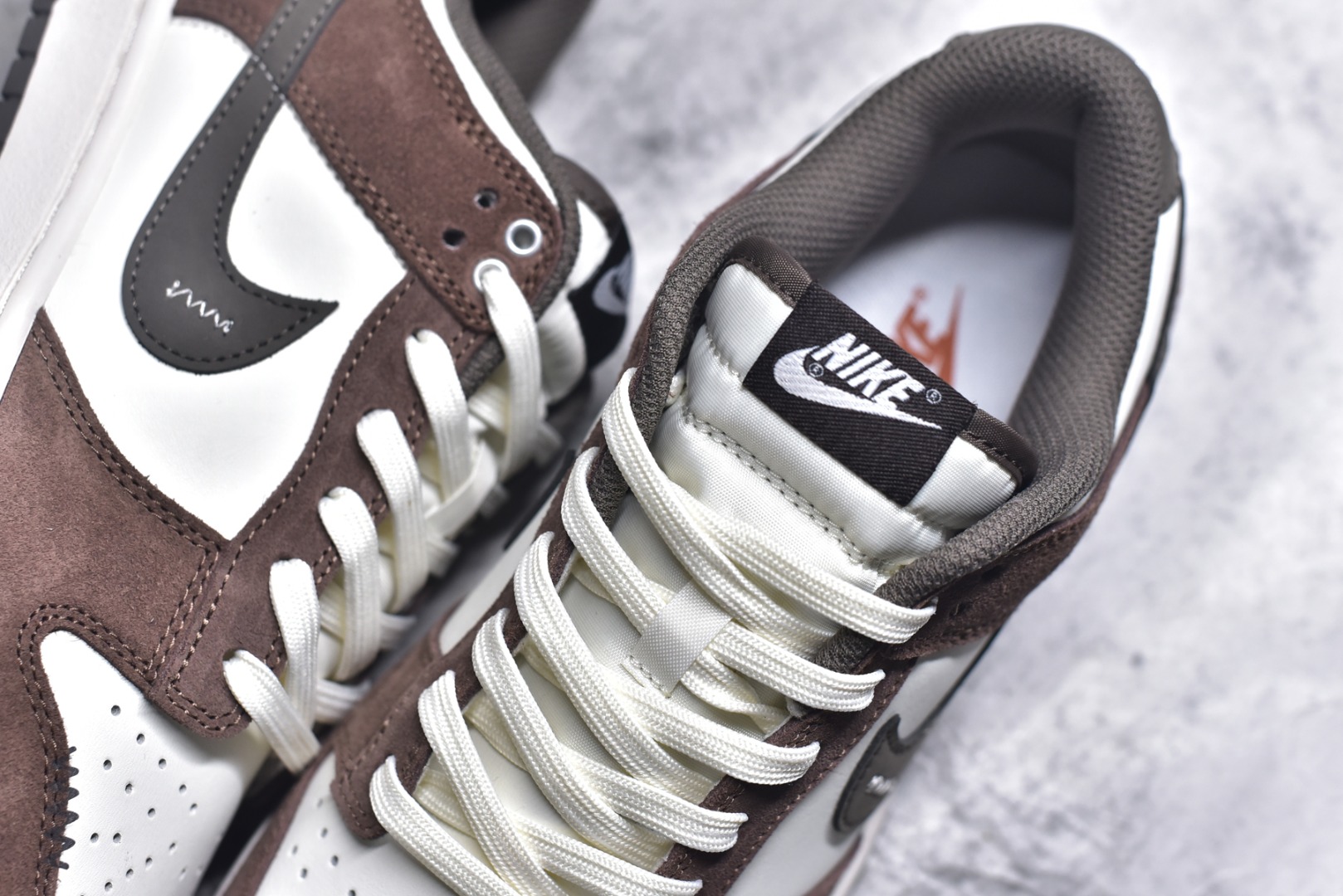 图片[9]-#Nike SB Dunk Low 联名 白咖色 高端定制 低帮休闲板鞋 GW0620-112 #定制鞋盒 大厂纯原品质出货 超高清洁度 皮料切割干净无任何毛边 细节完美 尺码：40 40.5 41 42 42.5 43 44 44.5 45 46 9.E5-选品中心