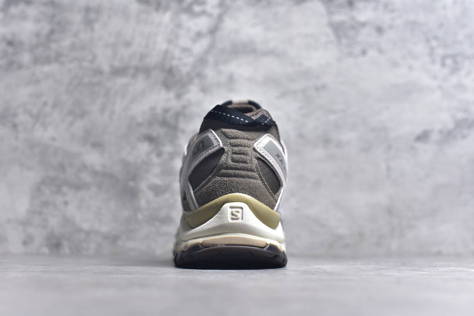 图片[5]-#Salomon XA PRO 3D EXPANSE萨洛蒙户外越野跑鞋 鞋面采用SENSIFIT贴合技术 全方位贴合包裹脚型 鞋跟部鞋底牵引设计 提供强大的抓地性能 更适应野外崎岖不平的道路 其3D ADVANCED CHASSIS底盘 材料轻量大化 钉齿设计更具稳定性、防护性 鞋底易磨损区运用CONTAGRIP高耐磨材料 应对城市硬质路面长距离跑考验 货号：477920-29 尺码：36 36.5 37.5 38 38.5 39 40 40.5 41 42 42.5 43 44 45-选品中心