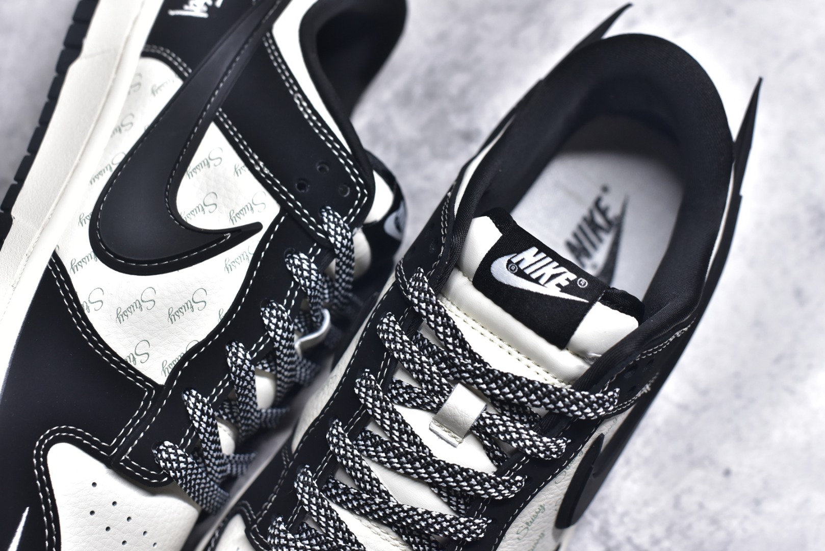 图片[9]-#Nk SB Dunk Low x AMBUSH x 斯图西联名-黑线 周年高端定制 低帮休闲板鞋 XX2025-358 #定制鞋盒 大厂纯原品质出货 超高清洁度 皮料切割干净无任何毛边 细节完美 尺码：36 36.5 37.5 38 38.5 39 40 40.5 41 42 42.5 43 44 44.5 45 9.E5-选品中心