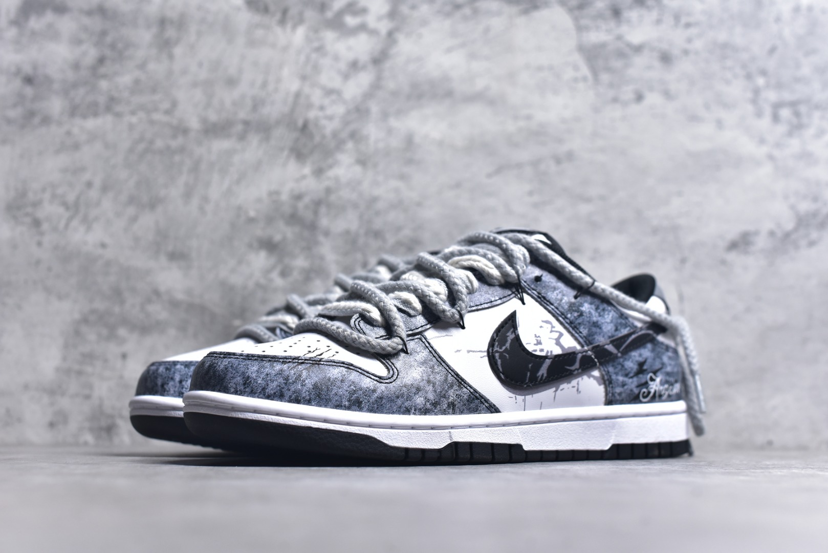 图片[2]-#Nike SB Dunk Low 熊猫恶作剧-滑行轨迹 绑带 低帮休闲板鞋 DD1391-100 #定制鞋盒 大厂纯原品质出货 超高清洁度 皮料切割干净无任何毛边 细节完美 尺码：40 40.5 41 42 42.5 43 44 44.5 45 46 9.E5-选品中心