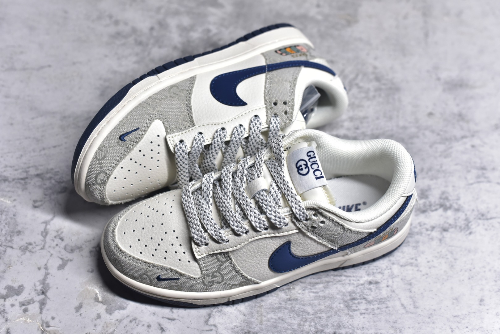 图片[7]-#Nk SB Dunk Low 古驰联名-烟灰蓝勾 周年高端定制 低帮休闲板鞋 XX2025-801 #定制鞋盒 大厂纯原品质出货 超高清洁度 皮料切割干净无任何毛边 细节完美 尺码：36 36.5 37.5 38 38.5 39 40 40.5 41 42 42.5 43 44 44.5 45 9.E5-选品中心