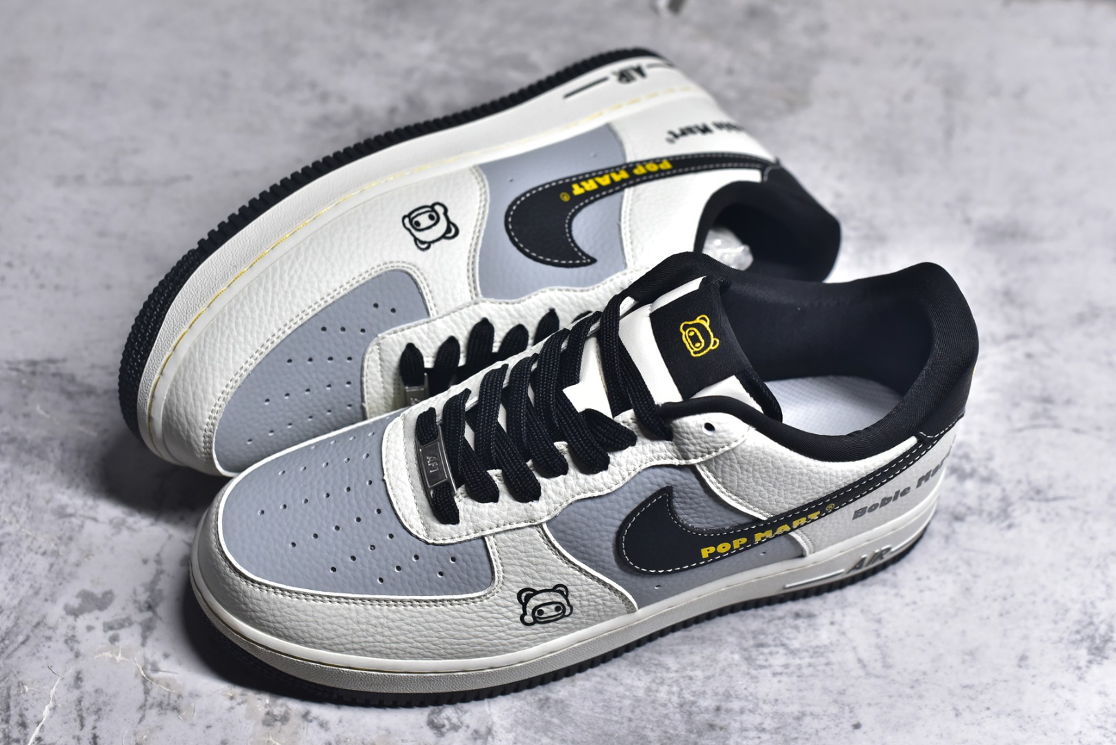 图片[7]-#Nike Air Force 1\’07 Low 泡泡玛特联名 白灰黑金 空军一号低帮休闲板鞋 SC0601-564 #原楦头原纸板 原装鞋盒 原厂鞋底 超高清洁度 细节完美 尺码：36 36.5 37.5 38 38.5 39 40 40.5 41 42 42.5 43 44 44.5 45 9.D4-选品中心