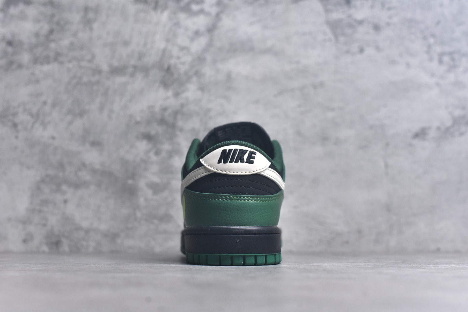 图片[5]-#Nike SB Dunk Low Bape联名 米黑绿双勾 周年高端定制 低帮休闲板鞋 QW5836-015 #定制鞋盒 大厂纯原品质出货 超高清洁度 皮料切割干净无任何毛边 细节完美 尺码：36 36.5 37.5 38 38.5 39 40 40.5 41 42 42.5 43 44 44.5 45 9.E5-选品中心