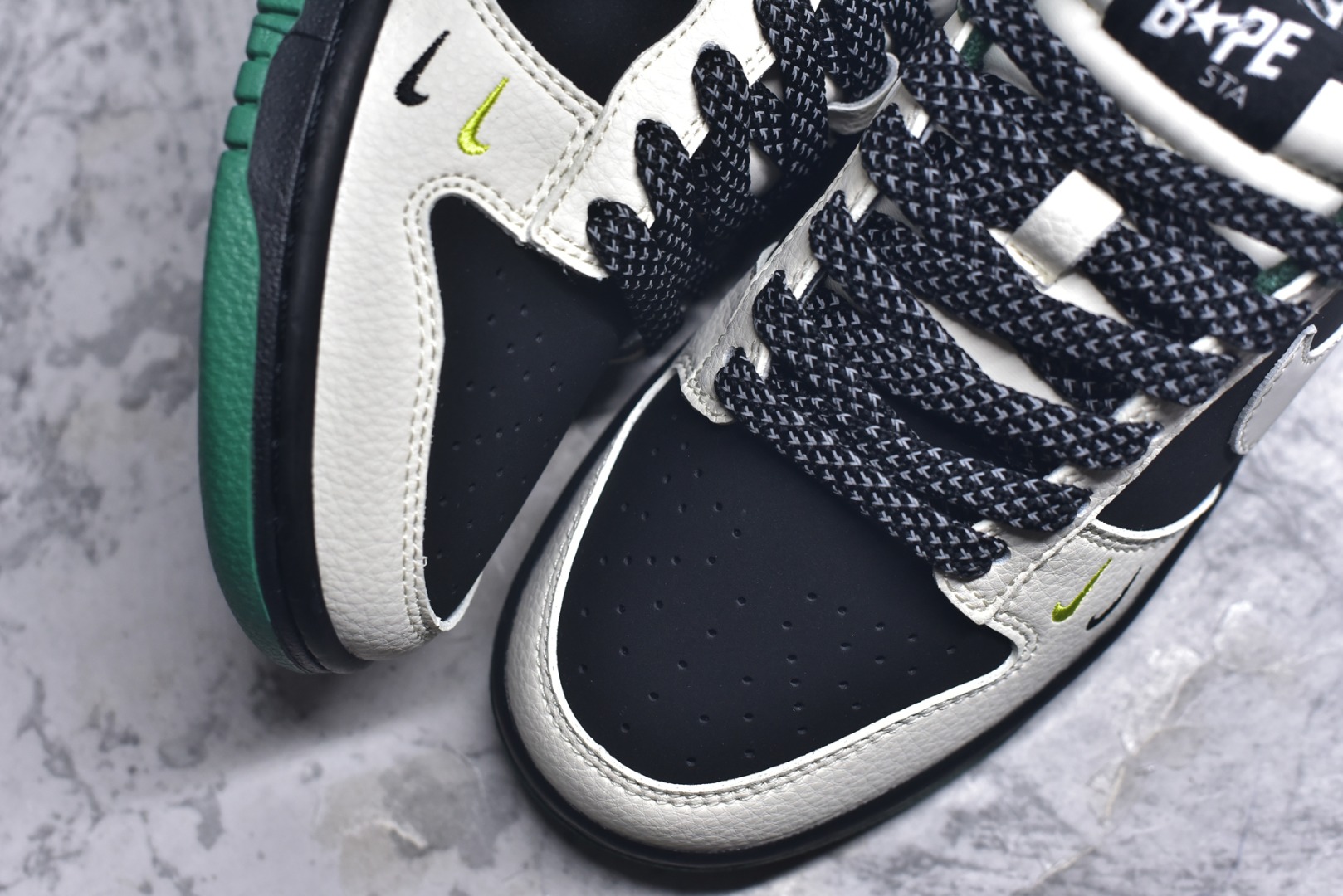 图片[8]-#Nike SB Dunk Low Bape联名 米黑绿双勾 周年高端定制 低帮休闲板鞋 QW5836-015 #定制鞋盒 大厂纯原品质出货 超高清洁度 皮料切割干净无任何毛边 细节完美 尺码：36 36.5 37.5 38 38.5 39 40 40.5 41 42 42.5 43 44 44.5 45 9.E5-选品中心