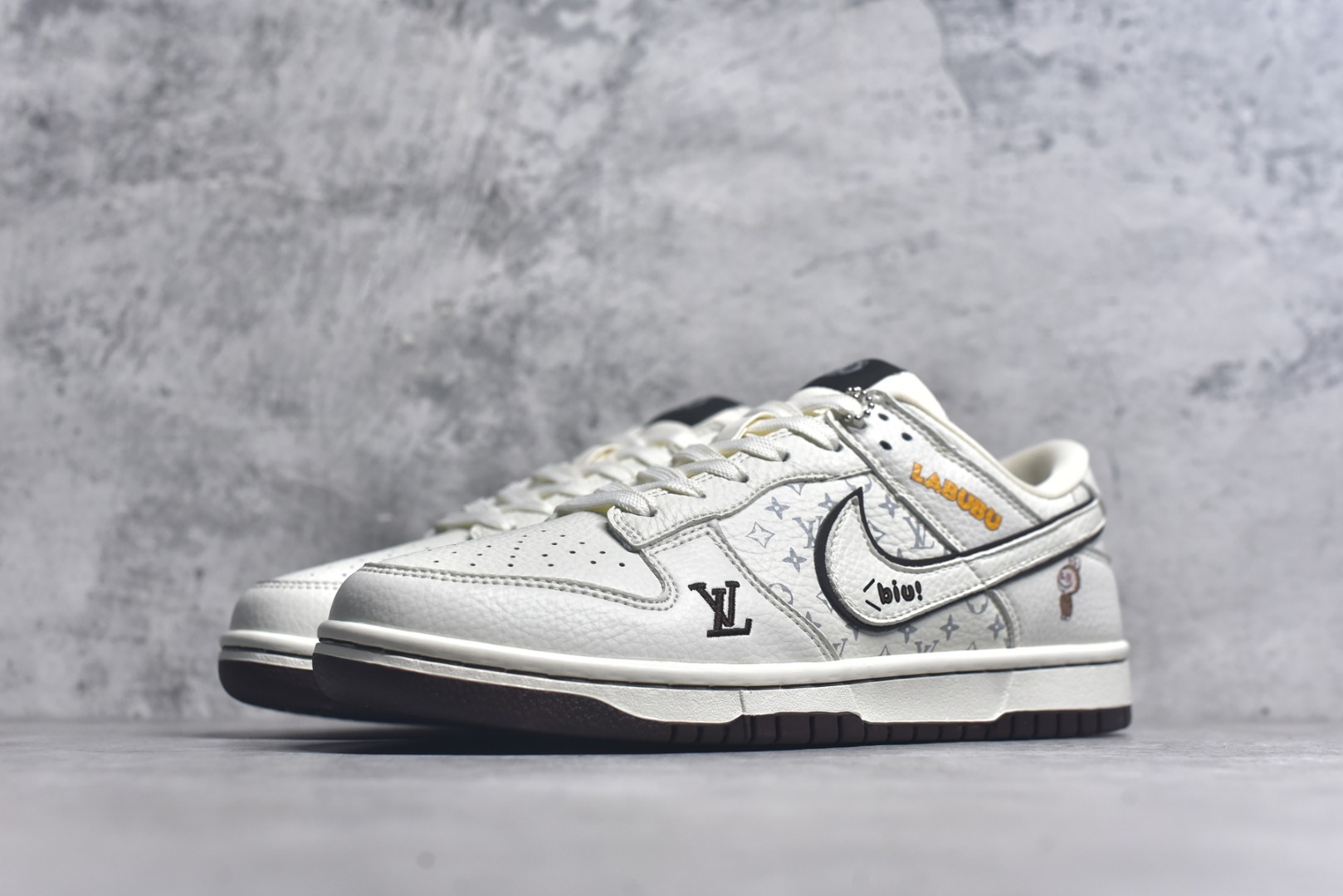 图片[2]-#Nike SB Dunk Low 三方联名 白咖啡 高端定制 低帮休闲板鞋 SC0601-456 #原楦头原纸板 原装鞋盒 定制五金配件 内置全掌气垫 原厂鞋底 尺码：36 36.5 37.5 38 38.5 39 40 40.5 41 42 42.5 43 44 44.5 45 9.E5-选品中心
