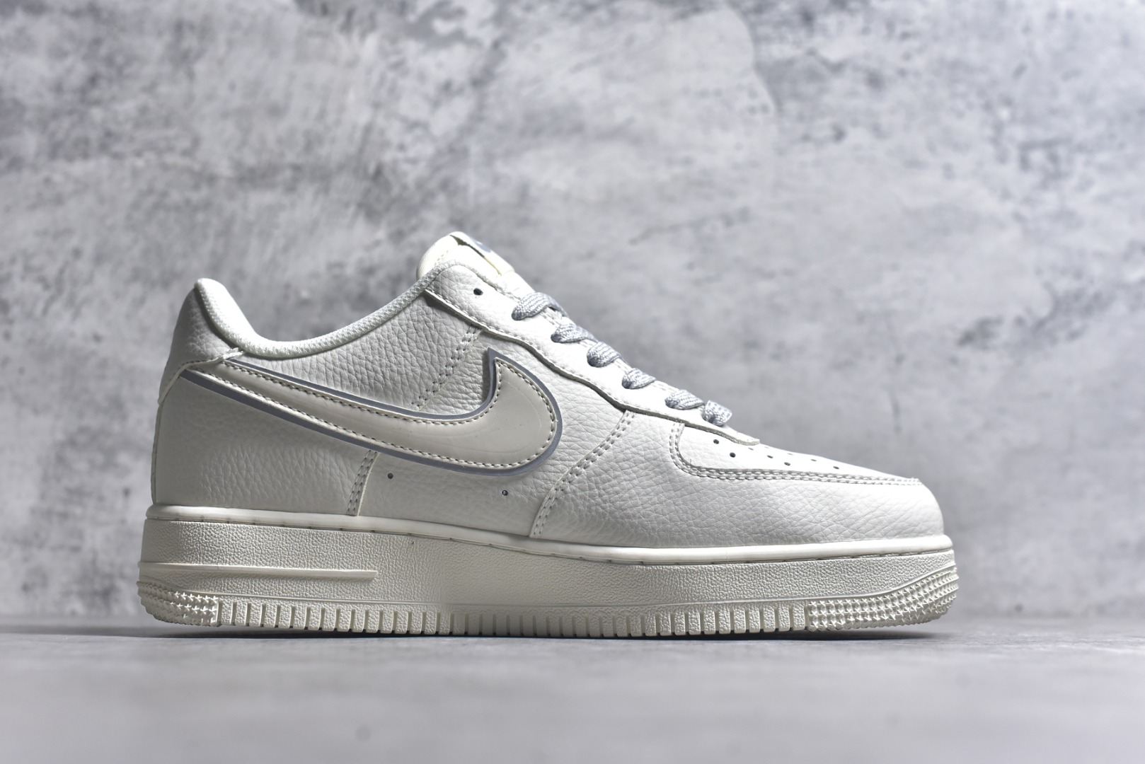 图片[3]-#Nike Air Force 1\’07 Low 耐克联名 米灰边 空军一号低帮休闲板鞋 CS5288-033 #原楦头原纸板 原装鞋盒 定制五金配件 内置全掌气垫 原厂鞋底 尺码：36 36.5 37.5 38 38.5 39 40 40.5 41 42 42.5 43 44 44.5 45 9.D4-选品中心