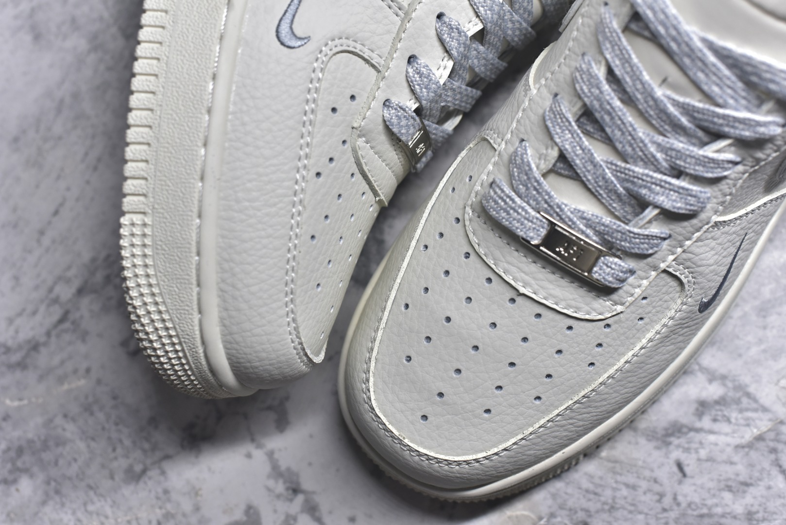 图片[8]-#Nike Air Force 1\’07 Low 耐克联名 米灰边 空军一号低帮休闲板鞋 CS5288-033 #原楦头原纸板 原装鞋盒 定制五金配件 内置全掌气垫 原厂鞋底 尺码：36 36.5 37.5 38 38.5 39 40 40.5 41 42 42.5 43 44 44.5 45 9.D4-选品中心