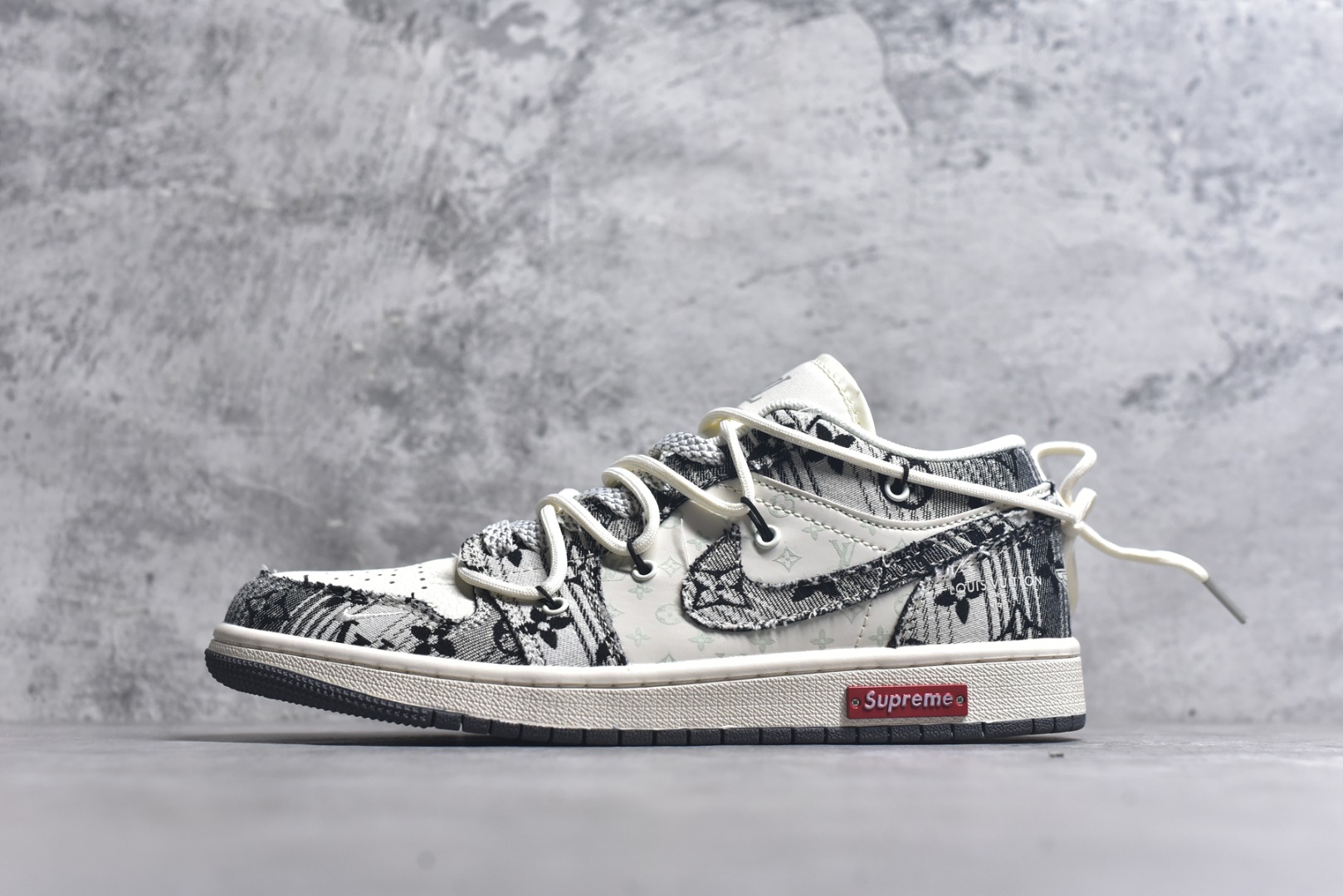 #Air Jordan 1 Low AJ1 乔1 LV联名 灰花布抽绳 高端定制 低帮复古篮球鞋 YX5066-372 #定制鞋盒 大厂纯原品质出货 超高清洁度 皮料切割干净无任何毛边 细节完美 尺码：36 36.5 37.5 38 38.5 39 40 40.5 41 42 42.5 43 44 44.5 45 9.E5-选品中心