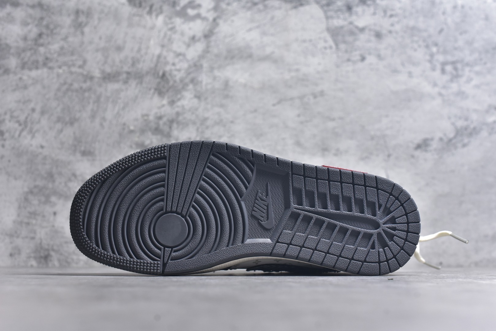 图片[6]-#Air Jordan 1 Low AJ1 乔1 LV联名 灰花布抽绳 高端定制 低帮复古篮球鞋 YX5066-372 #定制鞋盒 大厂纯原品质出货 超高清洁度 皮料切割干净无任何毛边 细节完美 尺码：36 36.5 37.5 38 38.5 39 40 40.5 41 42 42.5 43 44 44.5 45 9.E5-选品中心