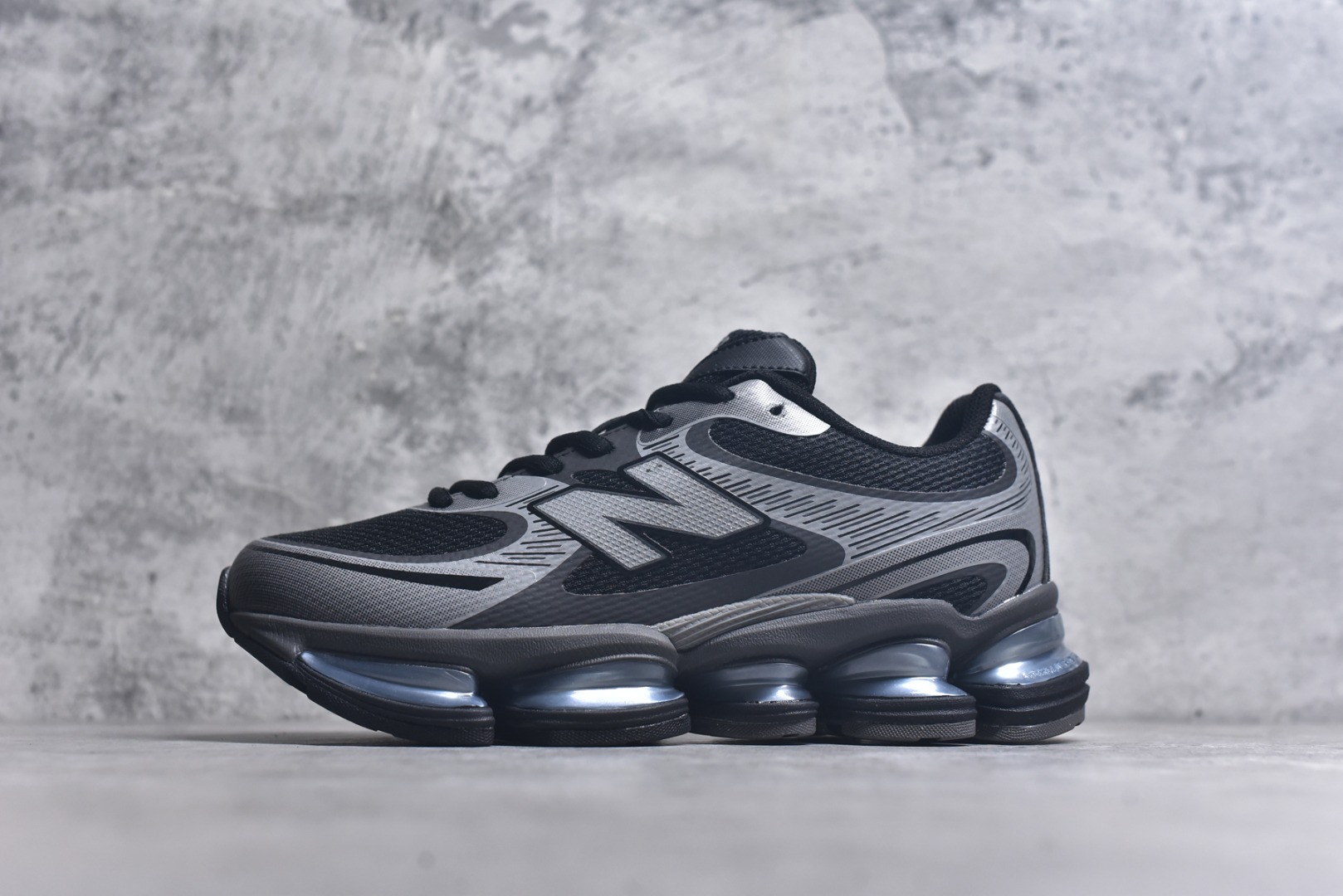 #New Balance 新百伦 网面休闲鞋 U2000EA 新版本出货 尺码：36 37 37.5 38 38.5 39.5 40 40.5 41 42 42.5 43 44 44.5 45 46.5-选品中心