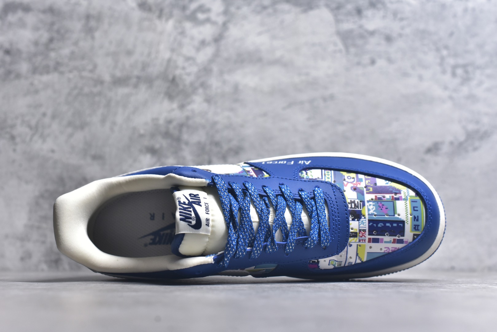 图片[4]-#Nike Air Force 1\’07 Low 耐克联名 双拼蓝白勾 空军一号低帮休闲板鞋 KJ1688-009 #原楦头原纸板 原装鞋盒 定制五金配件 内置全掌气垫 原厂鞋底 尺码：36 36.5 37.5 38 38.5 39 40 40.5 41 42 42.5 43 44 44.5 45 9.D4-选品中心