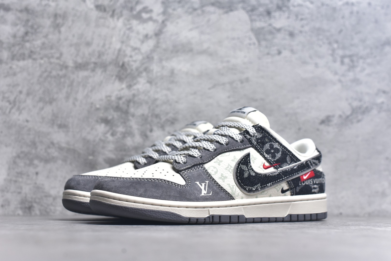 图片[2]-#Nike SB Dunk Low LV联名 猪八黑牛仔 周年高端定制 低帮休闲板鞋 YX5066-387 #定制鞋盒 大厂纯原品质出货 超高清洁度 皮料切割干净无任何毛边 细节完美 尺码：36 36.5 37.5 38 38.5 39 40 40.5 41 42 42.5 43 44 44.5 45 9.E5-选品中心