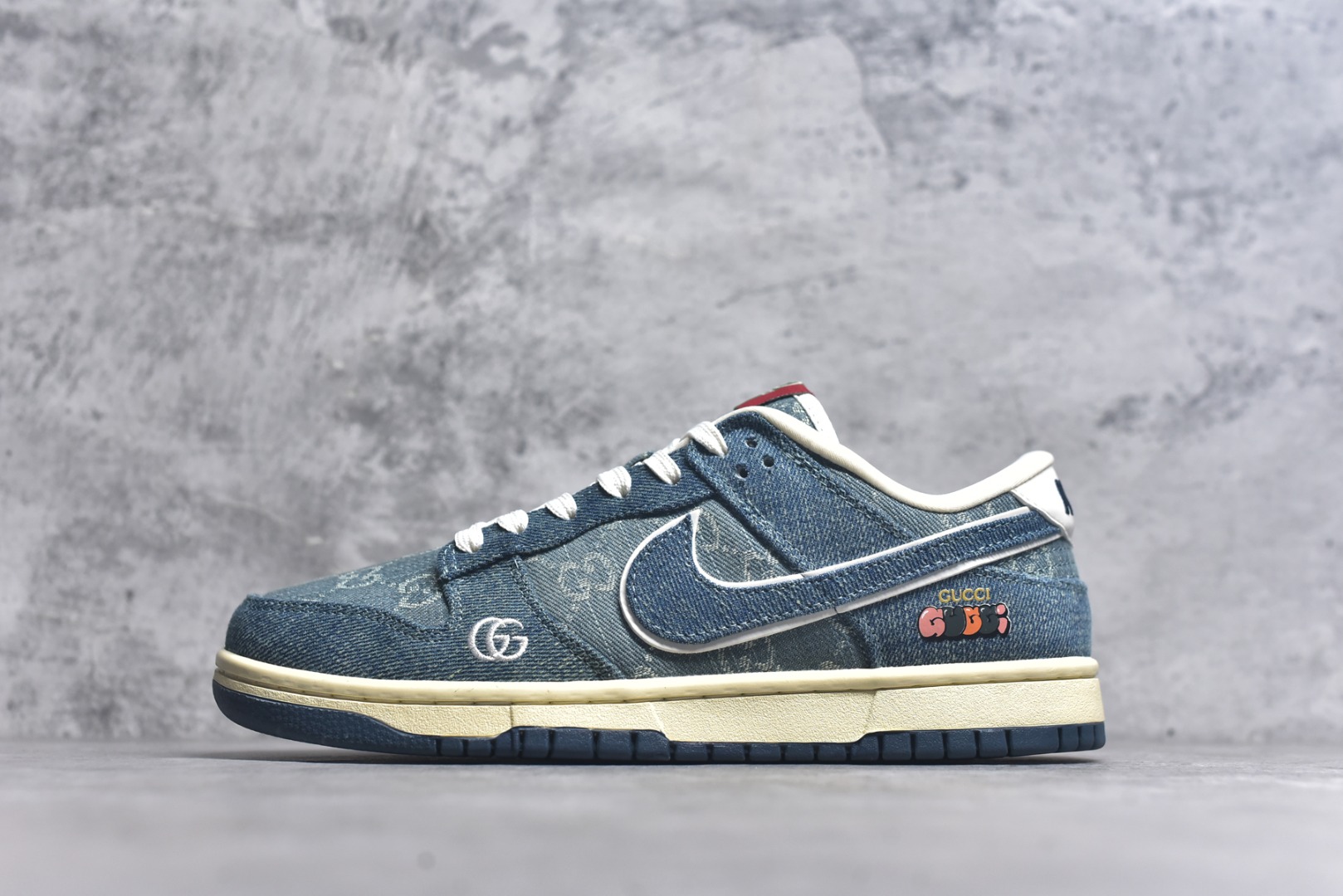 #Nike SB Dunk Low 古驰联名 青蓝牛仔 周年高端定制 低帮休闲板鞋 SC0601-454 #定制鞋盒 大厂纯原品质出货 超高清洁度 皮料切割干净无任何毛边 细节完美 尺码：36 36.5 37.5 38 38.5 39 40 40.5 41 42 42.5 43 44 44.5 45 9.E5-选品中心