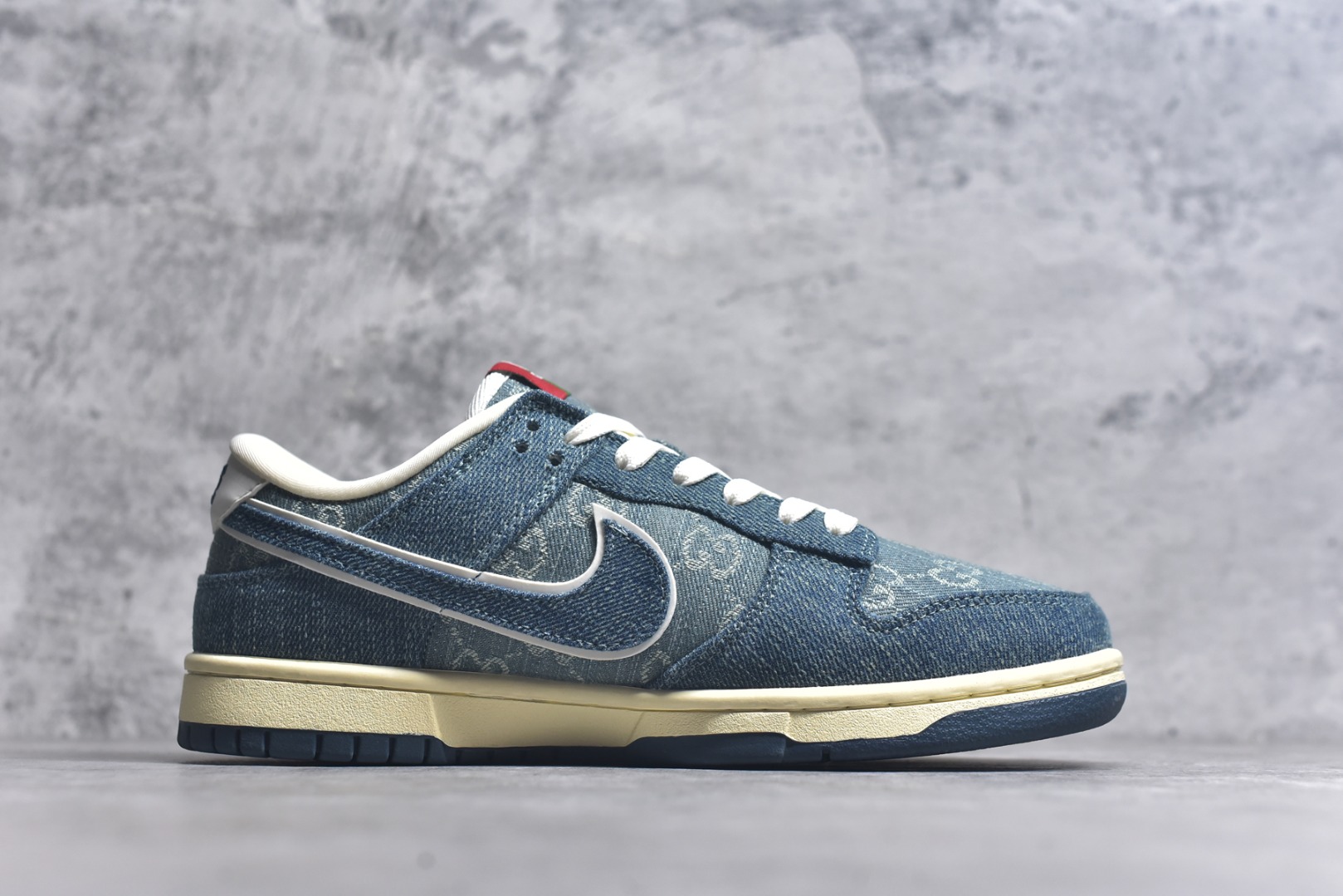 图片[3]-#Nike SB Dunk Low 古驰联名 青蓝牛仔 周年高端定制 低帮休闲板鞋 SC0601-454 #定制鞋盒 大厂纯原品质出货 超高清洁度 皮料切割干净无任何毛边 细节完美 尺码：36 36.5 37.5 38 38.5 39 40 40.5 41 42 42.5 43 44 44.5 45 9.E5-选品中心