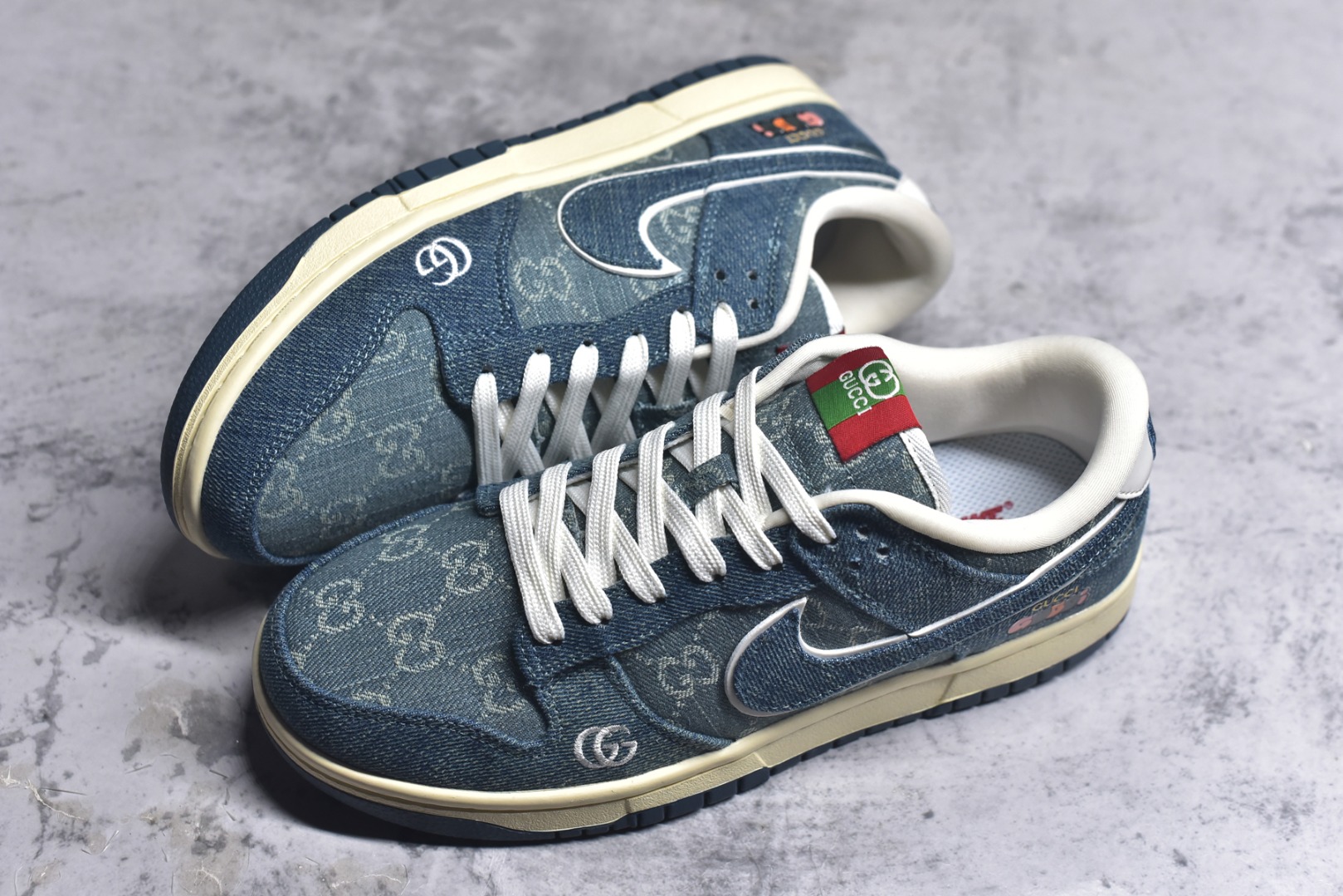 图片[7]-#Nike SB Dunk Low 古驰联名 青蓝牛仔 周年高端定制 低帮休闲板鞋 SC0601-454 #定制鞋盒 大厂纯原品质出货 超高清洁度 皮料切割干净无任何毛边 细节完美 尺码：36 36.5 37.5 38 38.5 39 40 40.5 41 42 42.5 43 44 44.5 45 9.E5-选品中心