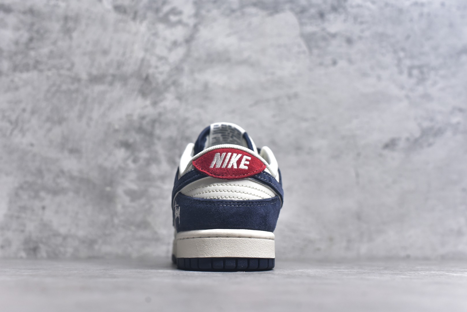 图片[5]-#Nk SB Dunk Low 斯图西联名-猪八米灰蓝 周年高端定制 低帮休闲板鞋 XX2025-609 #定制鞋盒 大厂纯原品质出货 超高清洁度 皮料切割干净无任何毛边 细节完美 尺码：36 36.5 37.5 38 38.5 39 40 40.5 41 42 42.5 43 44 44.5 45 9.E5-选品中心