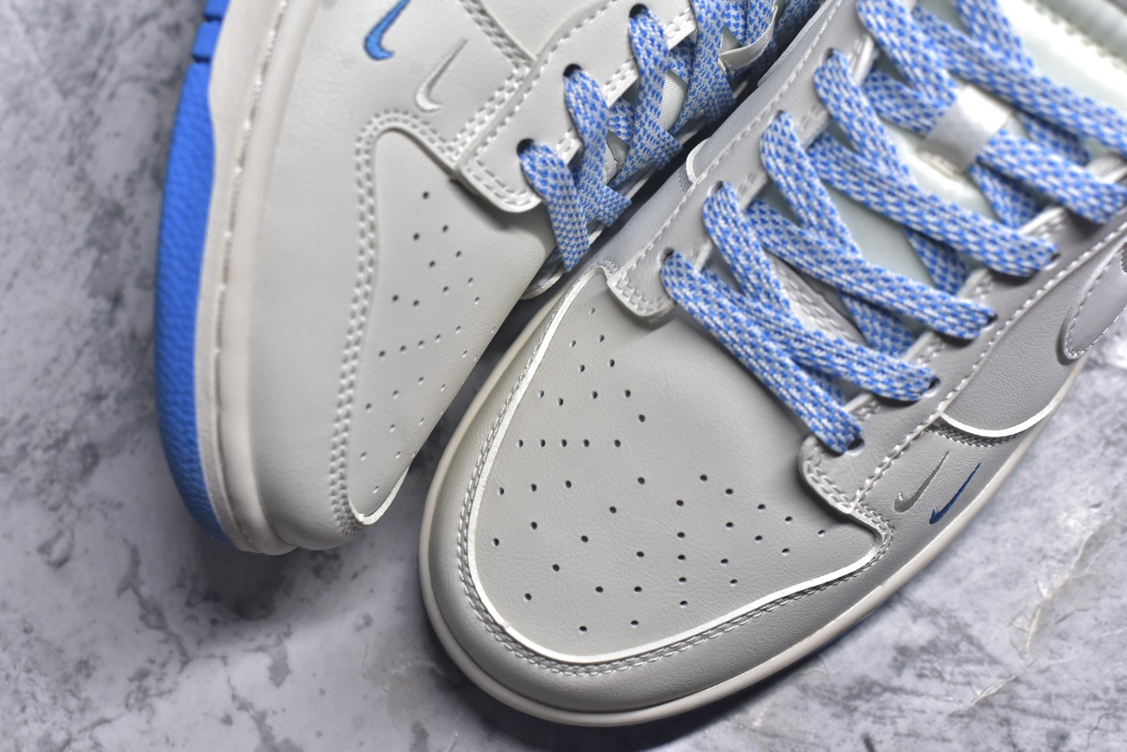 图片[8]-#Nk SB Dunk Low LV联名-米白黛蓝 周年高端定制 低帮休闲板鞋 XX2025-322 #定制鞋盒 大厂纯原品质出货 超高清洁度 皮料切割干净无任何毛边 细节完美 尺码：36 36.5 37.5 38 38.5 39 40 40.5 41 42 42.5 43 44 44.5 45 9.E5-选品中心