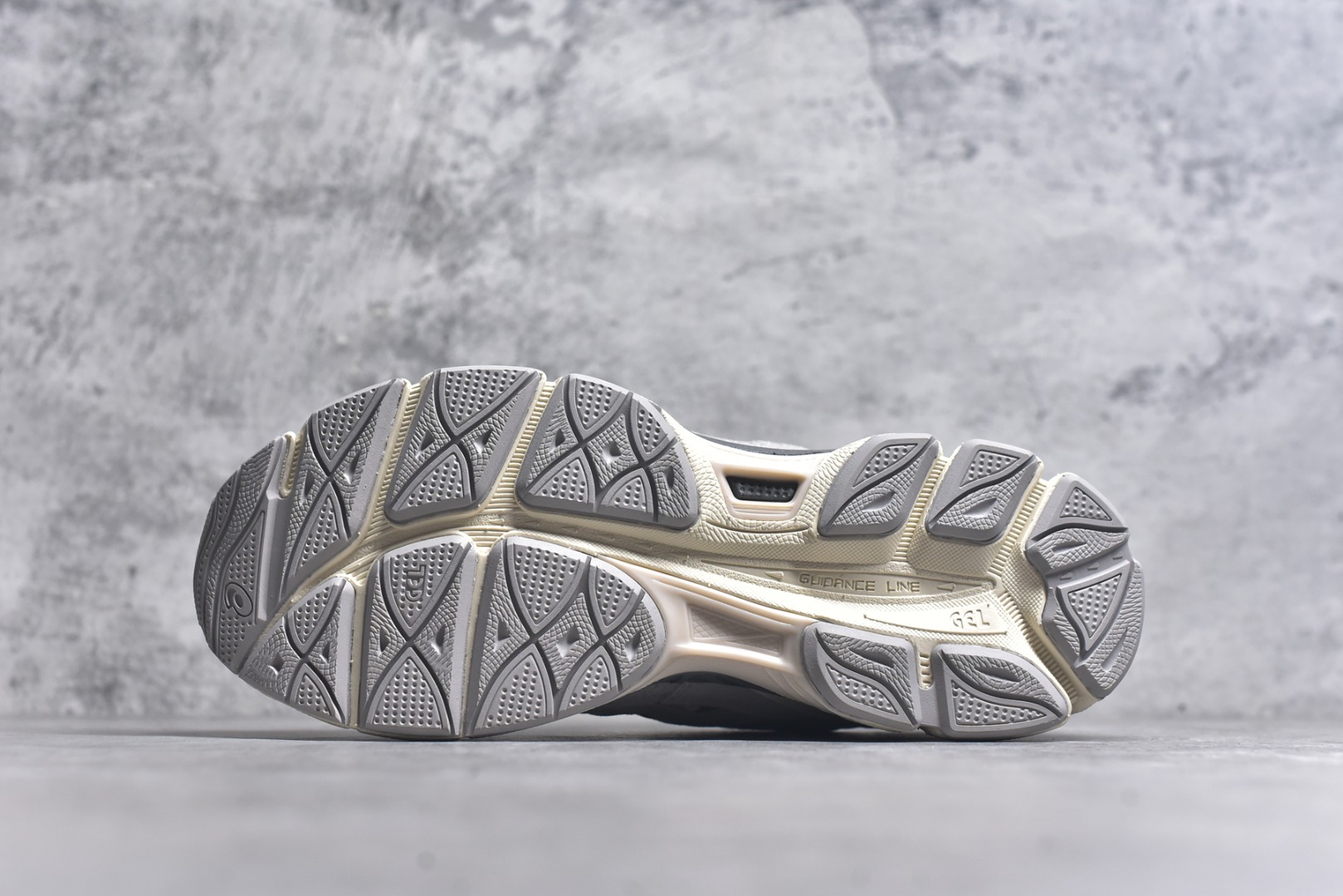 图片[6]-#Asics GEL-NYC系列 灰白 亚瑟士运动休闲透气专业跑鞋 货号：1201A789-103 尺码：36 36.5 37 38.5 39 40 40.5 41 42 42.5 43 44 44.5 45-选品中心