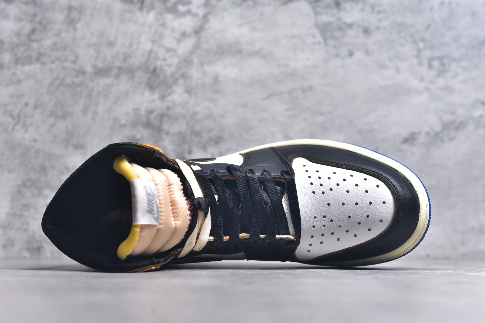 图片[4]-#Union x Air Jordan 1 Retro High高帮aj1 乔丹一代经典复古运动篮球板鞋 大厂福利 全头层皮料 原楦原纸板 细节如图所 尺码： 36 36.5 37.5 38 38.5 39 40 40.5 41 42 42.5 43 44 44.5 45 46 47.5-选品中心