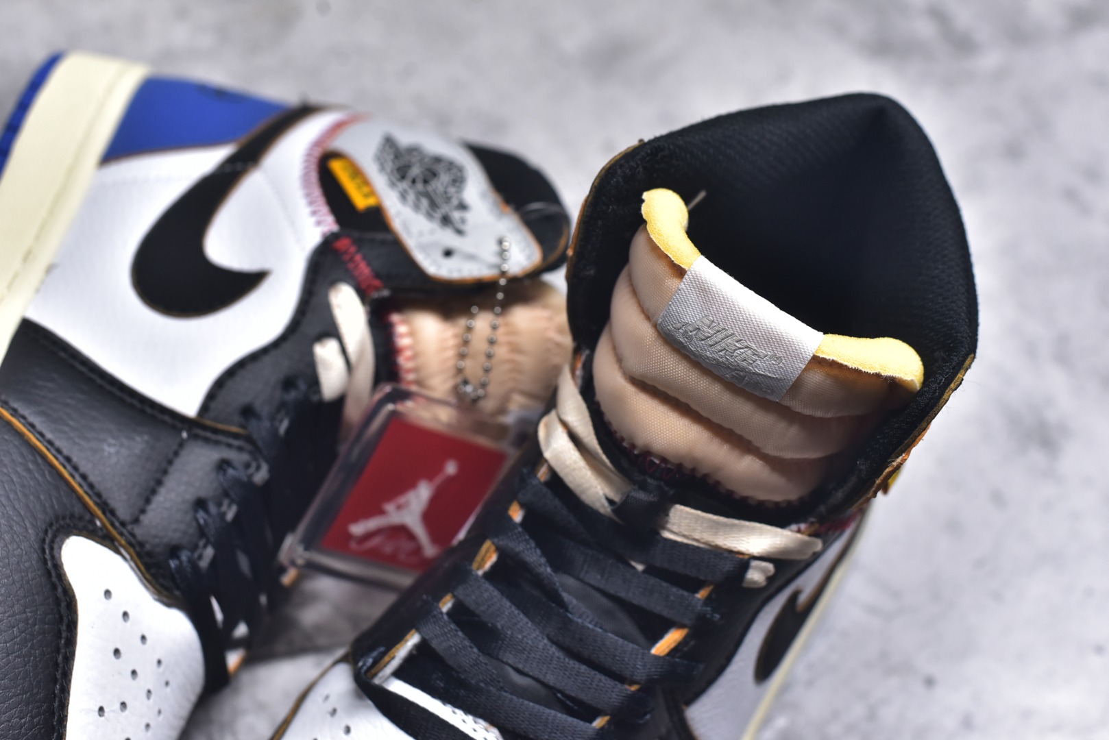 图片[9]-#Union x Air Jordan 1 Retro High高帮aj1 乔丹一代经典复古运动篮球板鞋 大厂福利 全头层皮料 原楦原纸板 细节如图所 尺码： 36 36.5 37.5 38 38.5 39 40 40.5 41 42 42.5 43 44 44.5 45 46 47.5-选品中心