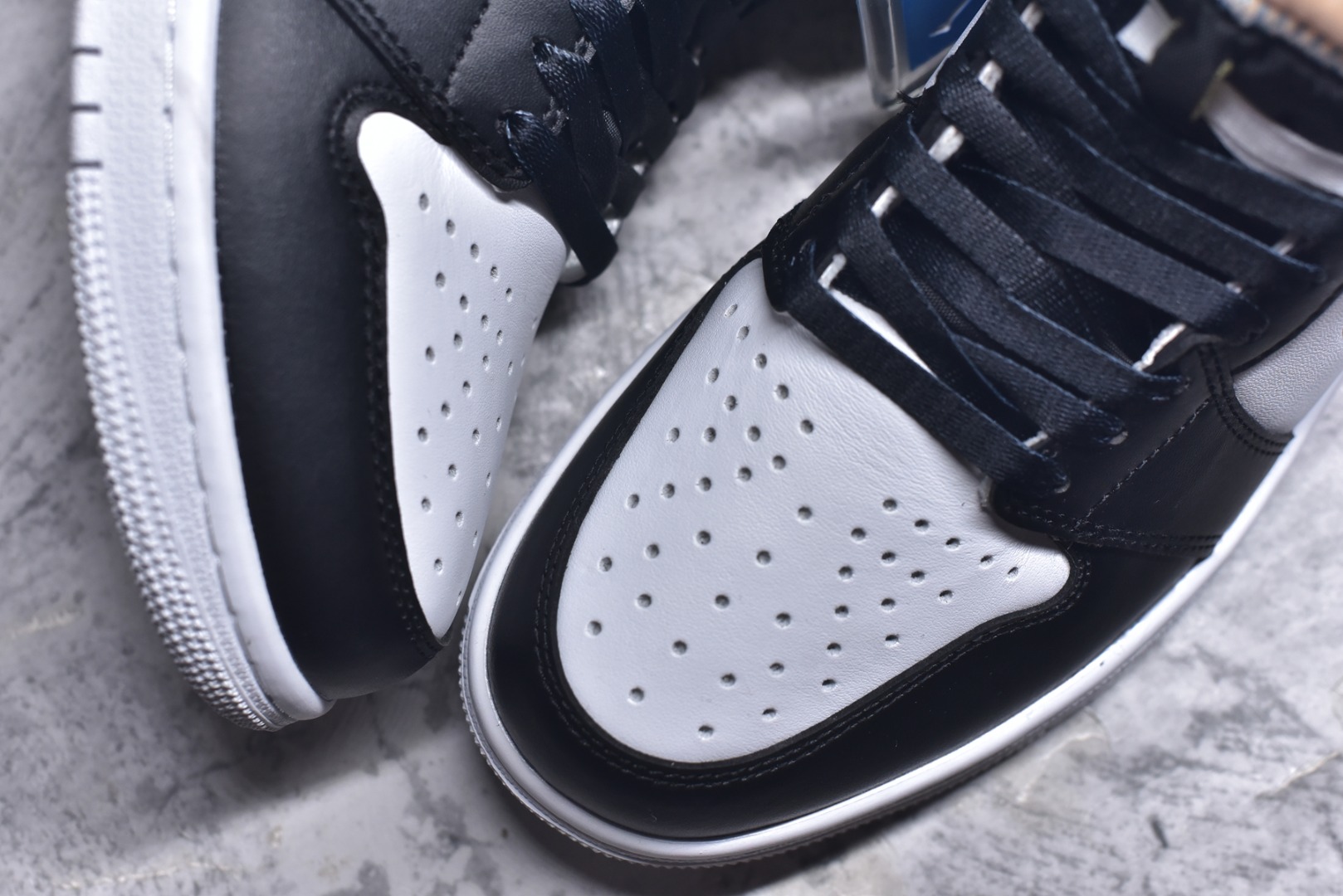 图片[8]-#Union x Air Jordan 1 Retro High高帮aj1 乔丹一代经典复古运动篮球板鞋 大厂福利 全头层皮料 原楦原纸板 细节如图所 尺码： 36 36.5 37.5 38 38.5 39 40 40.5 41 42 42.5 43 44 44.5 45 46 47.5-选品中心