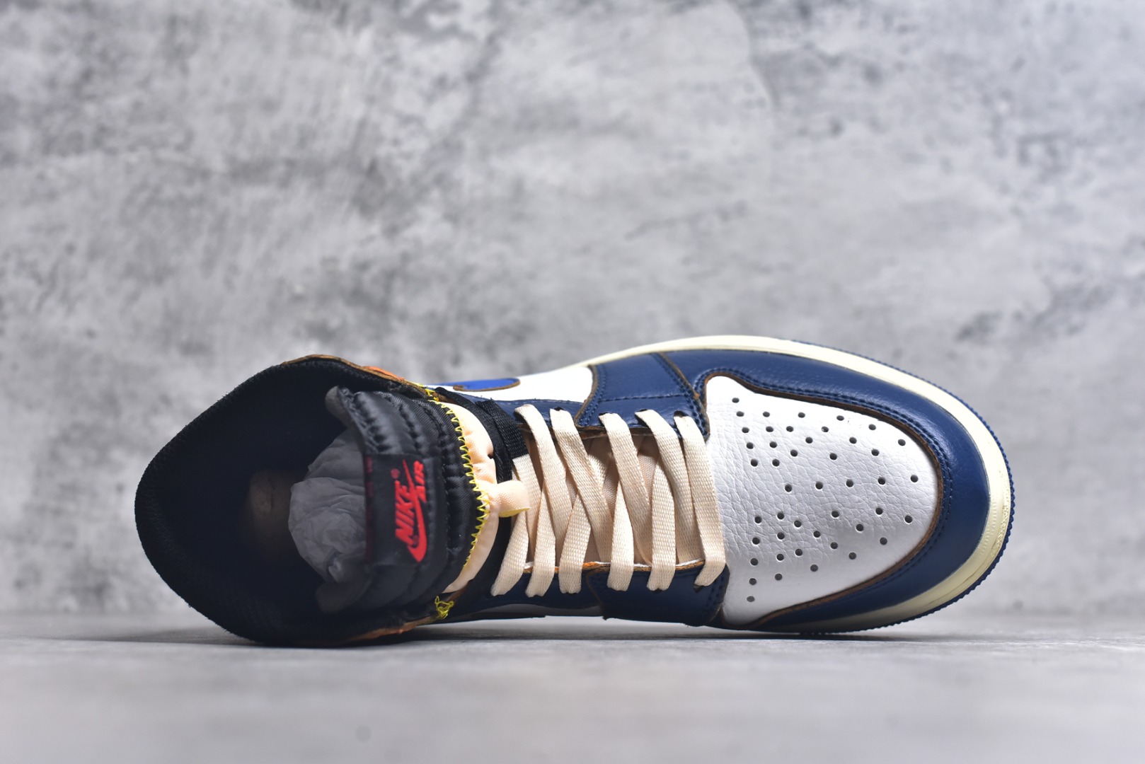图片[4]-#Union x Air Jordan 1 Retro High高帮aj1 乔丹一代经典复古运动篮球板鞋 大厂福利 全头层皮料 原楦原纸板 细节如图所 尺码： 36 36.5 37.5 38 38.5 39 40 40.5 41 42 42.5 43 44 44.5 45 46 47.5-选品中心