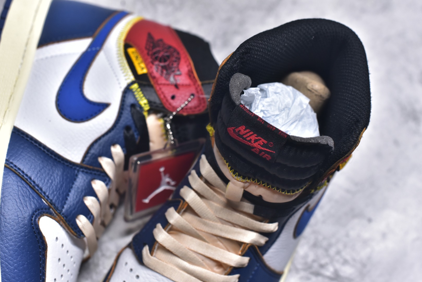图片[9]-#Union x Air Jordan 1 Retro High高帮aj1 乔丹一代经典复古运动篮球板鞋 大厂福利 全头层皮料 原楦原纸板 细节如图所 尺码： 36 36.5 37.5 38 38.5 39 40 40.5 41 42 42.5 43 44 44.5 45 46 47.5-选品中心