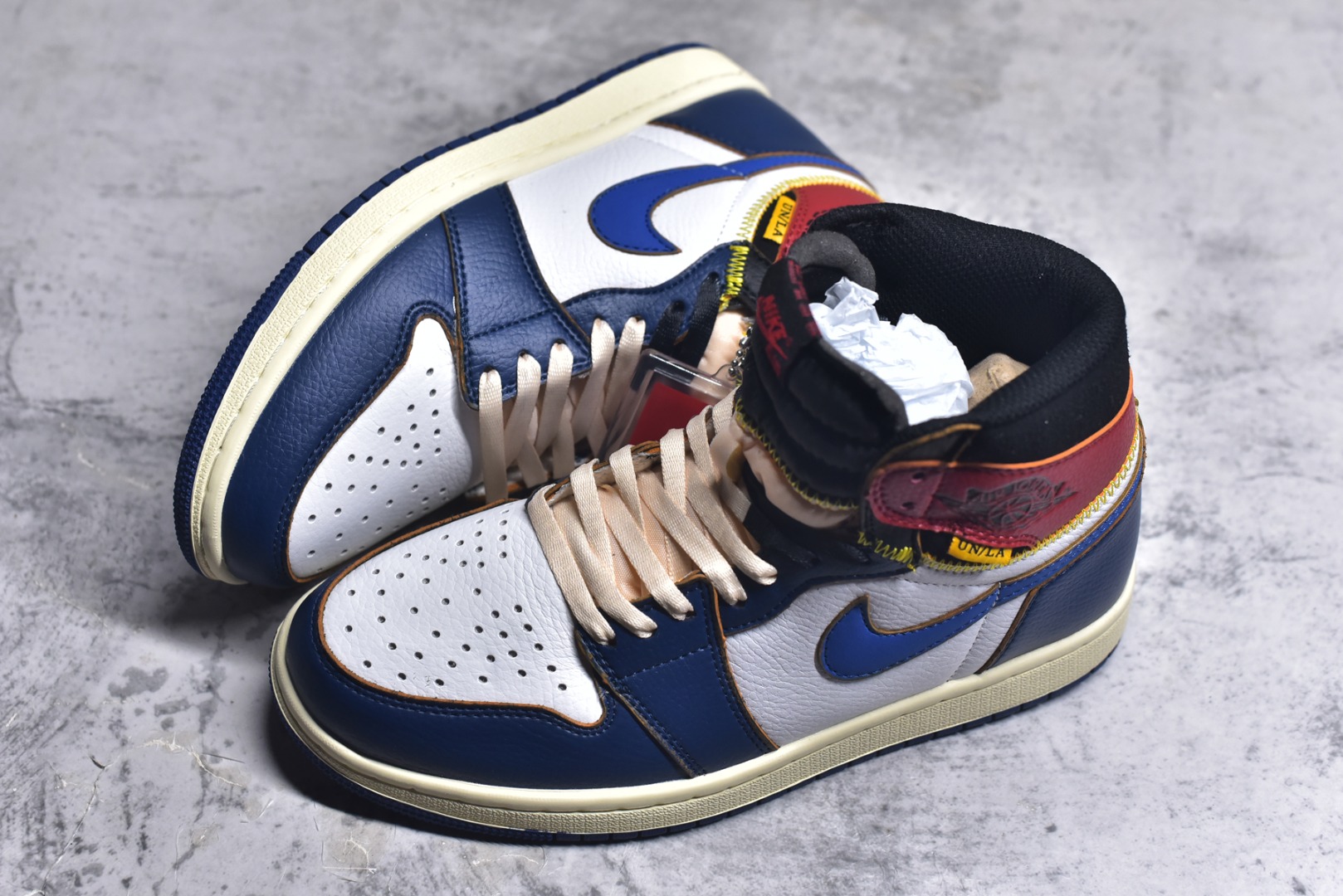 图片[7]-#Union x Air Jordan 1 Retro High高帮aj1 乔丹一代经典复古运动篮球板鞋 大厂福利 全头层皮料 原楦原纸板 细节如图所 尺码： 36 36.5 37.5 38 38.5 39 40 40.5 41 42 42.5 43 44 44.5 45 46 47.5-选品中心