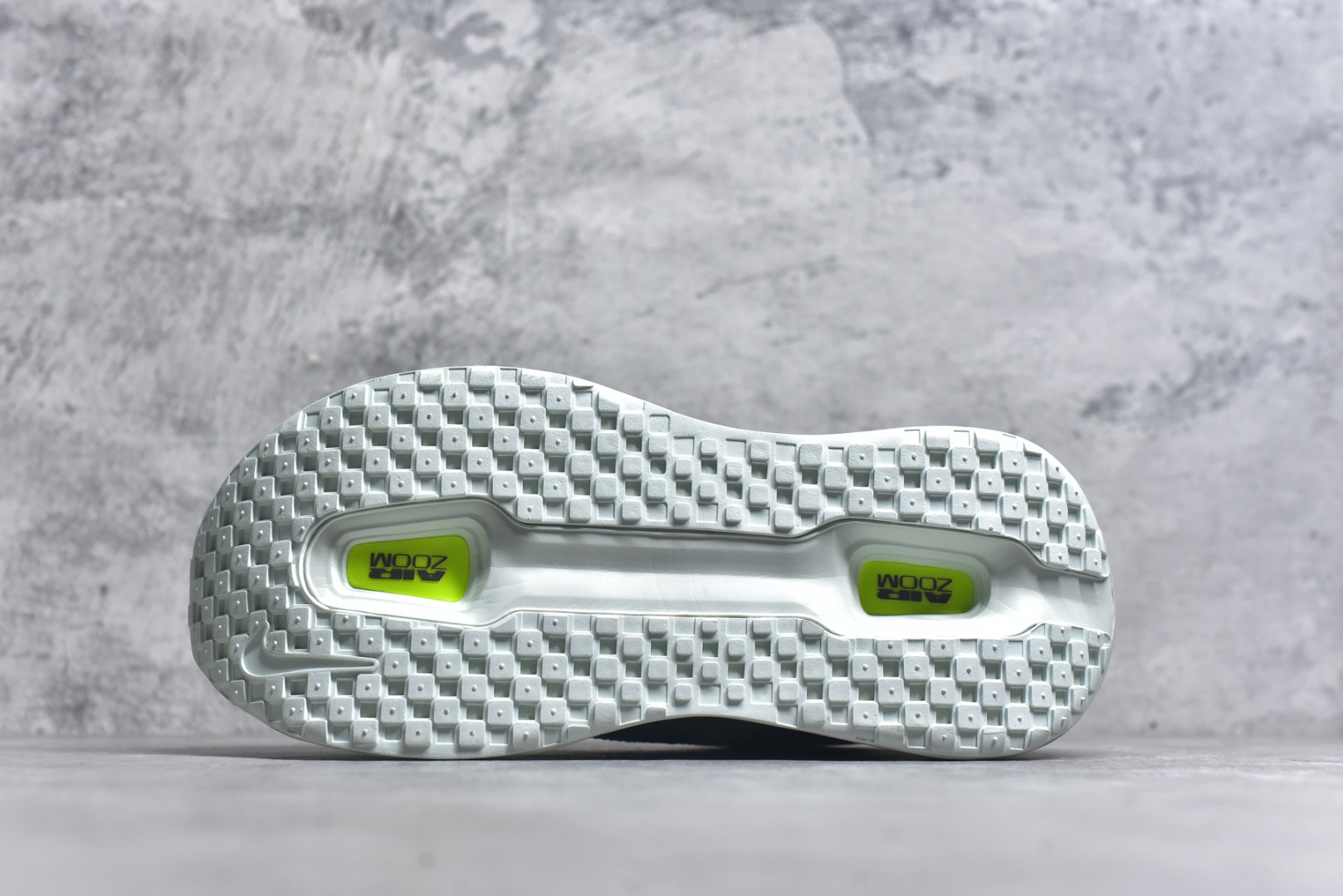 图片[6]-#Nike ZOOM PREMIUM 耐克 飞马 舒适减震防滑 低帮跑步鞋全掌ReactX泡绵中底 前掌和后跟还配备了Air Zoom气垫单元 据说跑起来更快更舒适哦 这次最大的升级点 首次引入了ReactX泡绵 货号：FN8453 010 尺码：36-45-选品中心