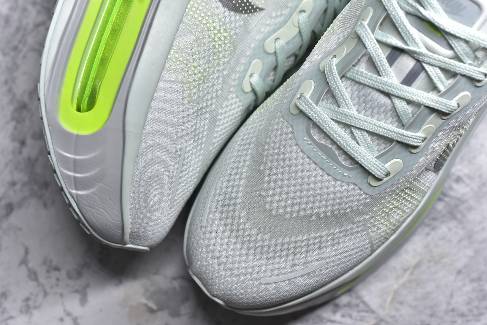 图片[8]-#Nike ZOOM PREMIUM 耐克 飞马 舒适减震防滑 低帮跑步鞋全掌ReactX泡绵中底 前掌和后跟还配备了Air Zoom气垫单元 据说跑起来更快更舒适哦 这次最大的升级点 首次引入了ReactX泡绵 货号：FN8453 010 尺码：36-45-选品中心