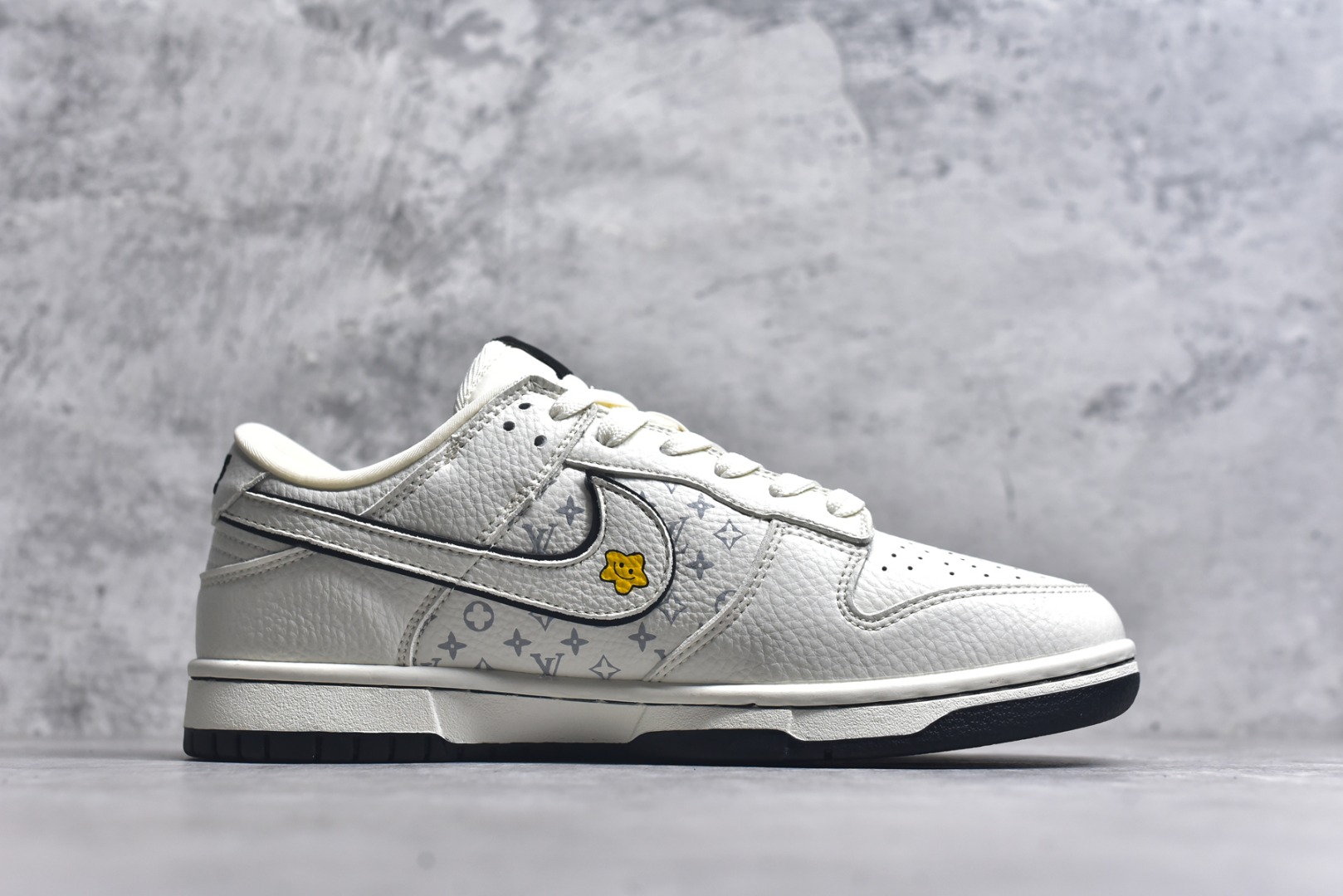 图片[3]-#Nike SB Dunk Low LV拉布布 三方联名 白碳黑 高端定制 低帮休闲板鞋 SC0601-455 #定制鞋盒 大厂纯原品质出货 夜光效果 超高清洁度 皮料切割干净无任何毛边 细节完美 尺码：36 36.5 37.5 38 38.5 39 40 40.5 41 42 42.5 43 44 44.5 45 9.E5-选品中心