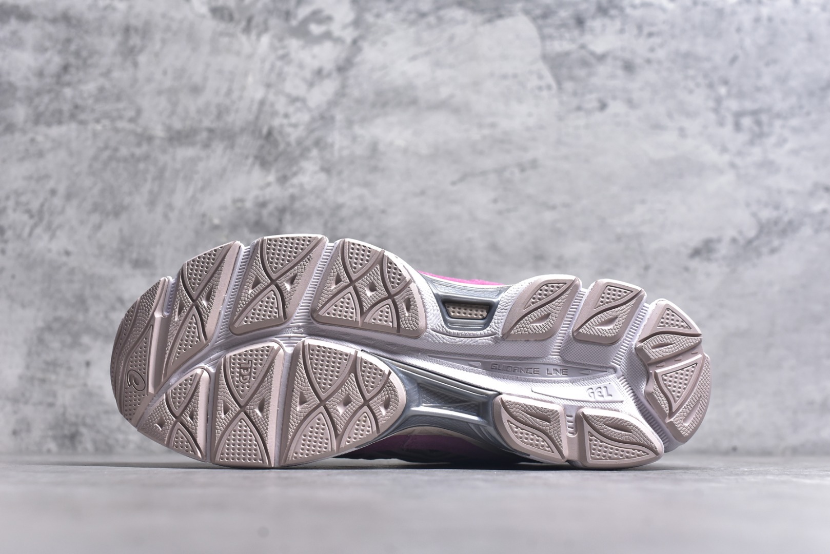 图片[6]-#Asics 亚瑟士 GEL-NYC 低帮运动休闲跑步鞋 1203A383-104 高端零售专供品质 尺码：39 39.5 40 40.5 41.5 42 42.5 43.5 44 44.5 45 46 46.5 47-选品中心