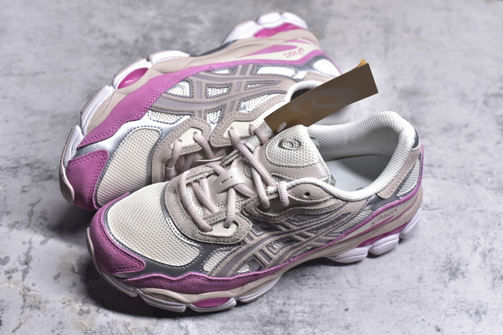 图片[7]-#Asics 亚瑟士 GEL-NYC 低帮运动休闲跑步鞋 1203A383-104 高端零售专供品质 尺码：39 39.5 40 40.5 41.5 42 42.5 43.5 44 44.5 45 46 46.5 47-选品中心