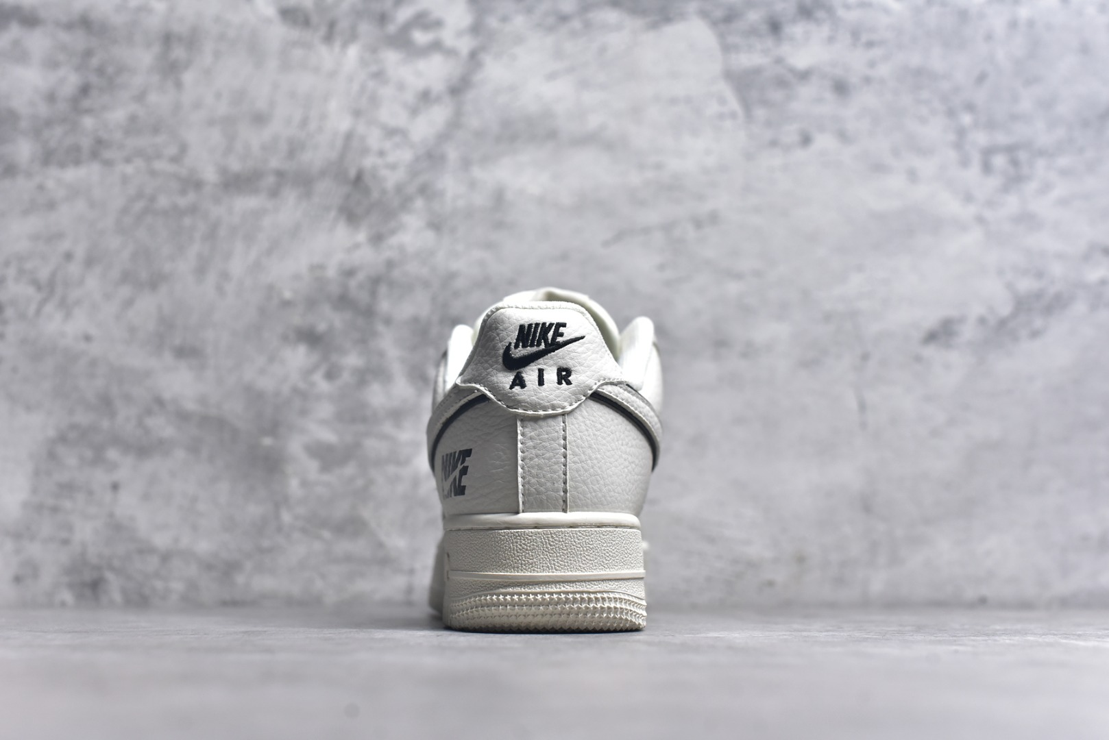 图片[5]-#Nike Air Force 1\’07 Low 联名 米黑边 空军一号低帮休闲板鞋 CS5288-031 #原楦头原纸板 原装鞋盒 定制五金配件 内置全掌气垫 原厂鞋底 尺码：36 36.5 37.5 38 38.5 39 40 40.5 41 42 42.5 43 44 44.5 45 9.D4-选品中心