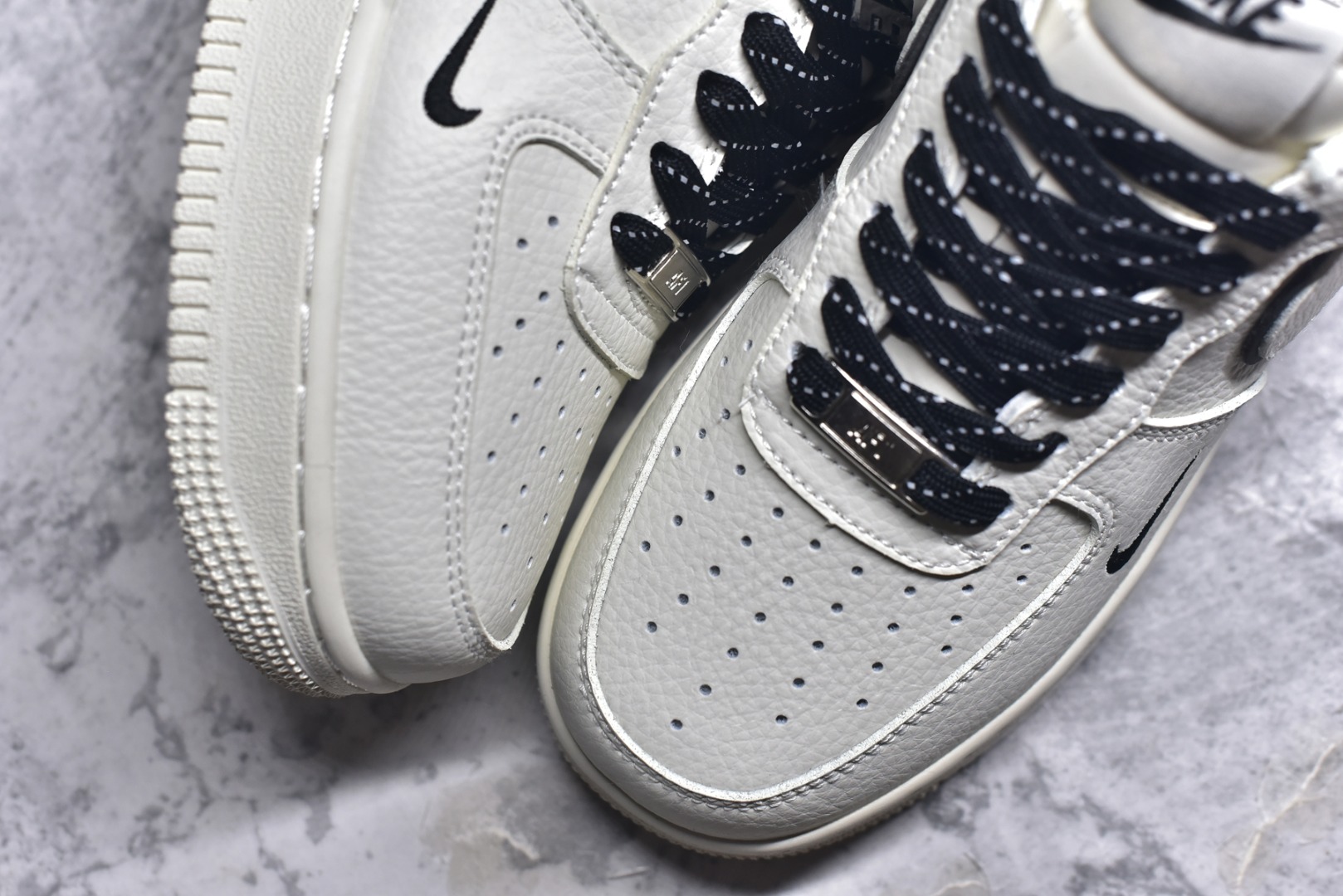 图片[8]-#Nike Air Force 1\’07 Low 联名 米黑边 空军一号低帮休闲板鞋 CS5288-031 #原楦头原纸板 原装鞋盒 定制五金配件 内置全掌气垫 原厂鞋底 尺码：36 36.5 37.5 38 38.5 39 40 40.5 41 42 42.5 43 44 44.5 45 9.D4-选品中心